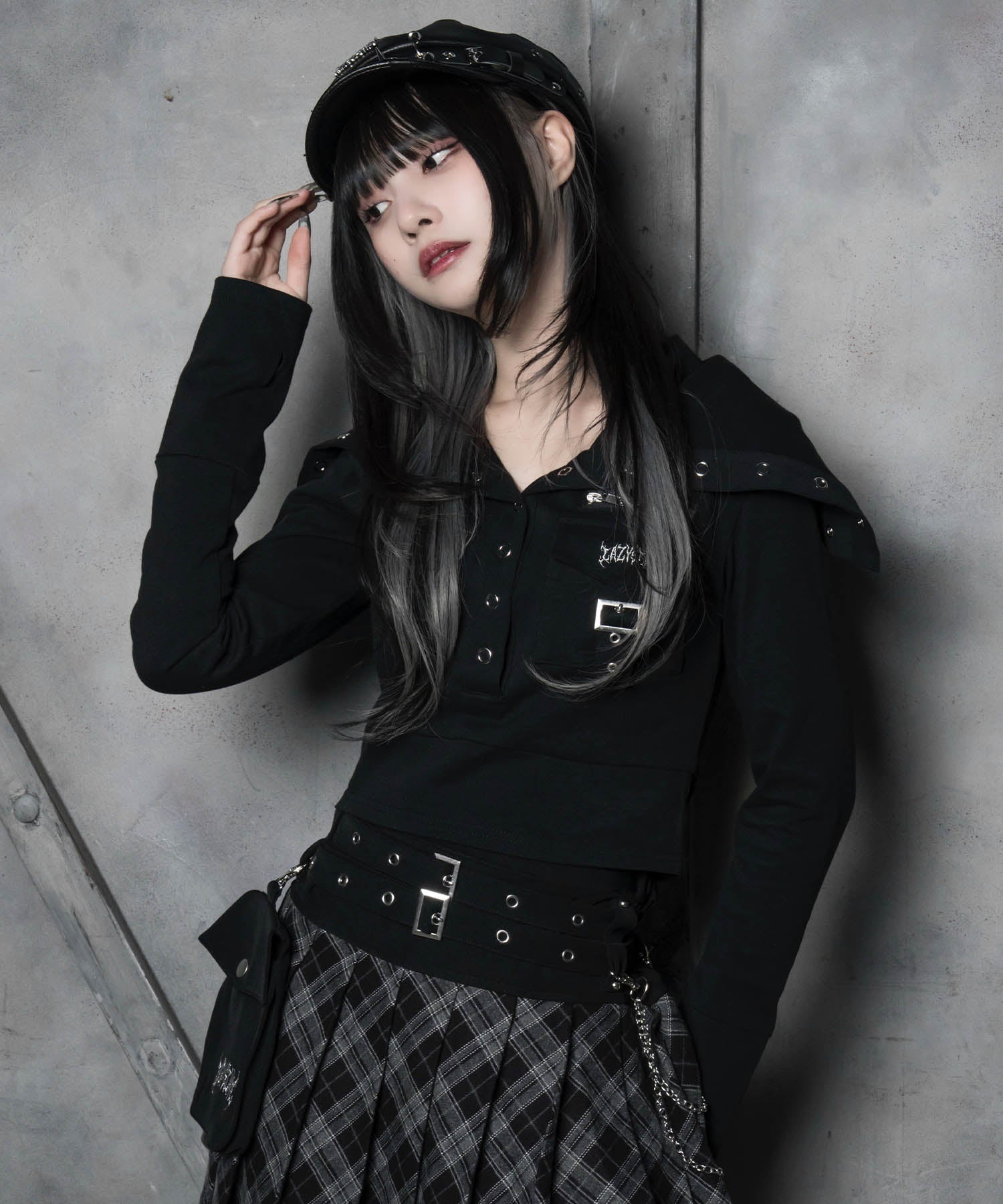 【LAZY SLAY】セーラージップトップス
