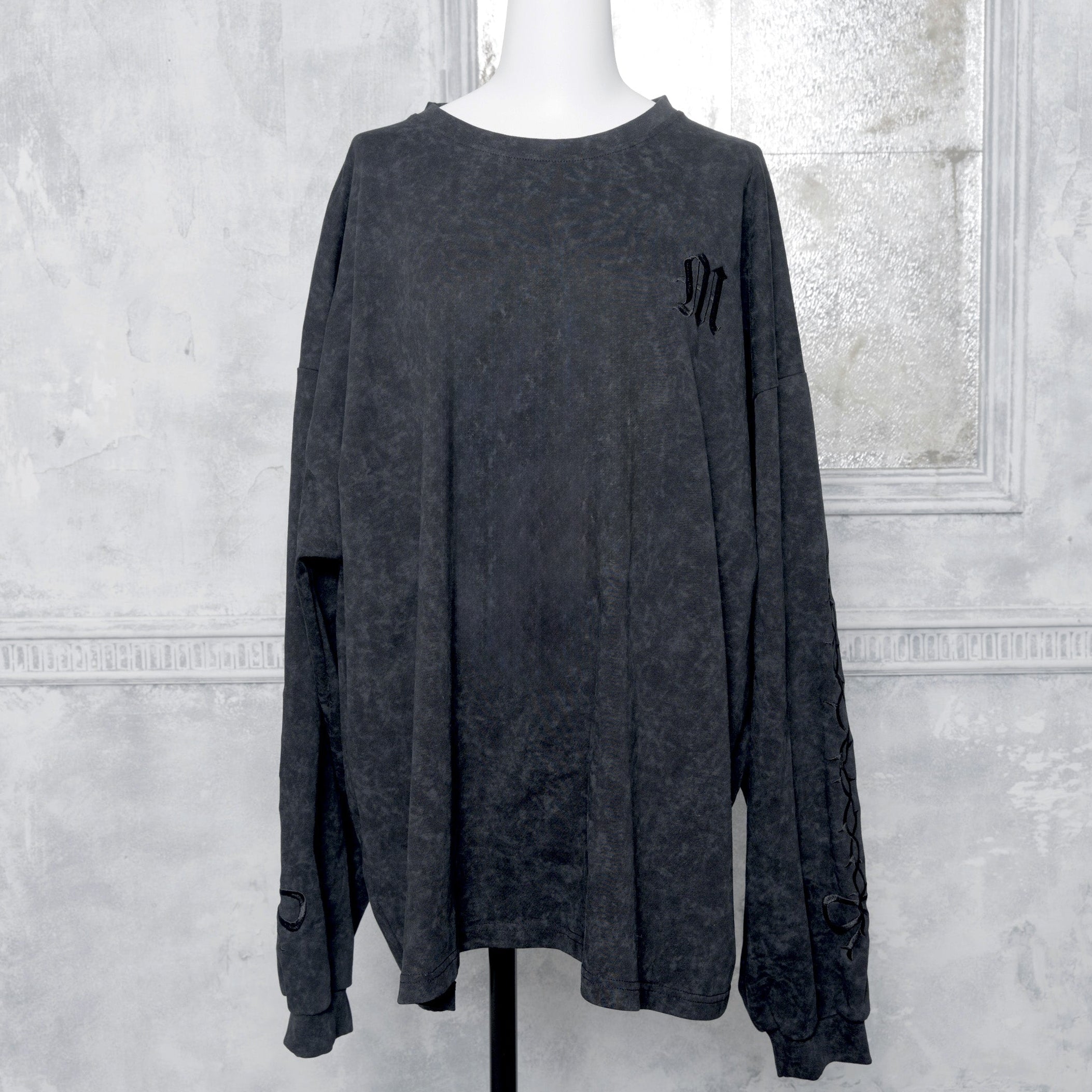 《mine》Sweet Suffering刺繍ロングTシャツ
