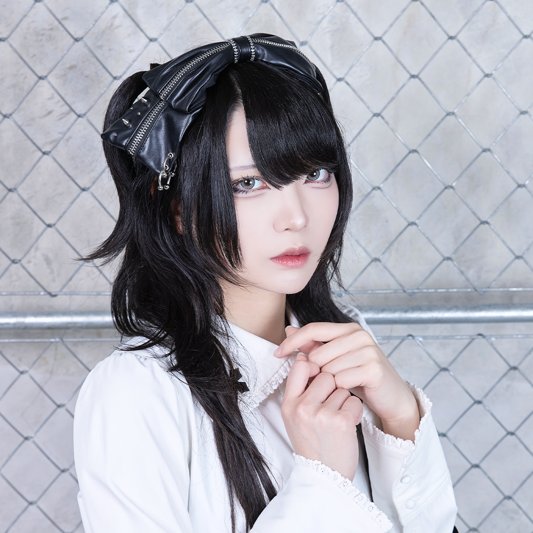 《mine》ジップリボンカチューシャ