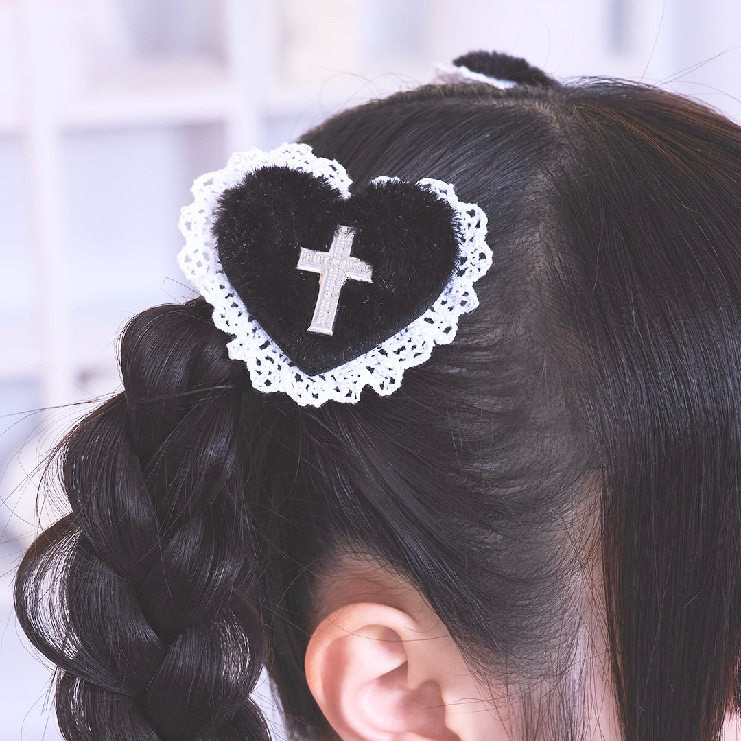 《mine》ハートファーヘアクリップ
