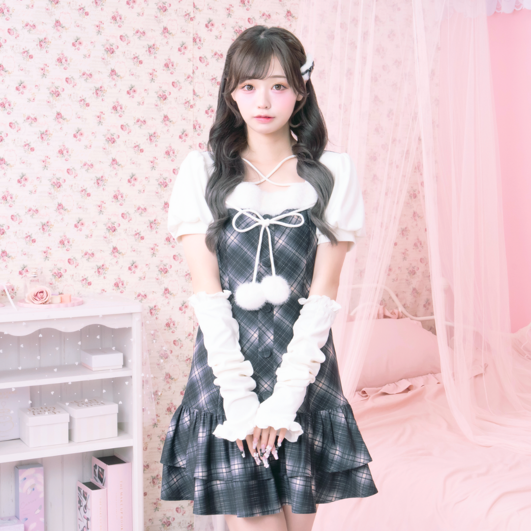 《LAFARY closet》ポンポンティアードワンピース