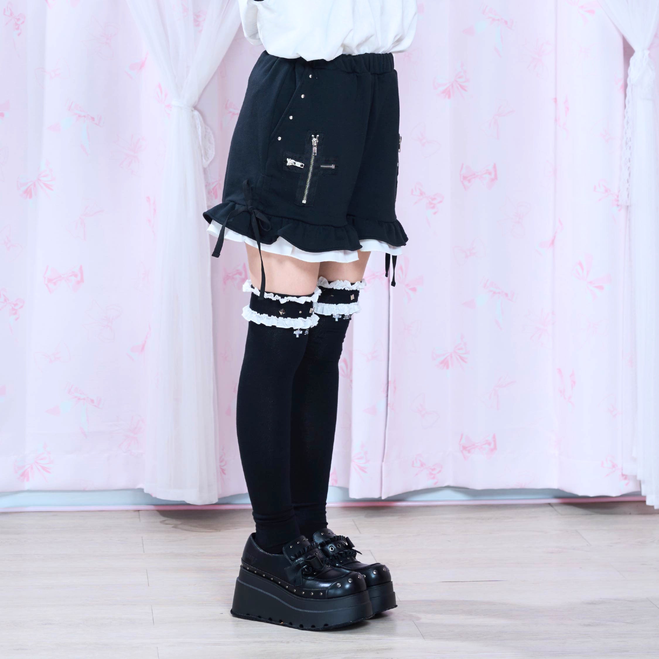 《mine》ジップクロスショートパンツ