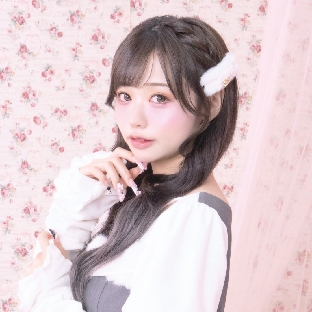 《LAFARY closet》ロゴリボンファーピン