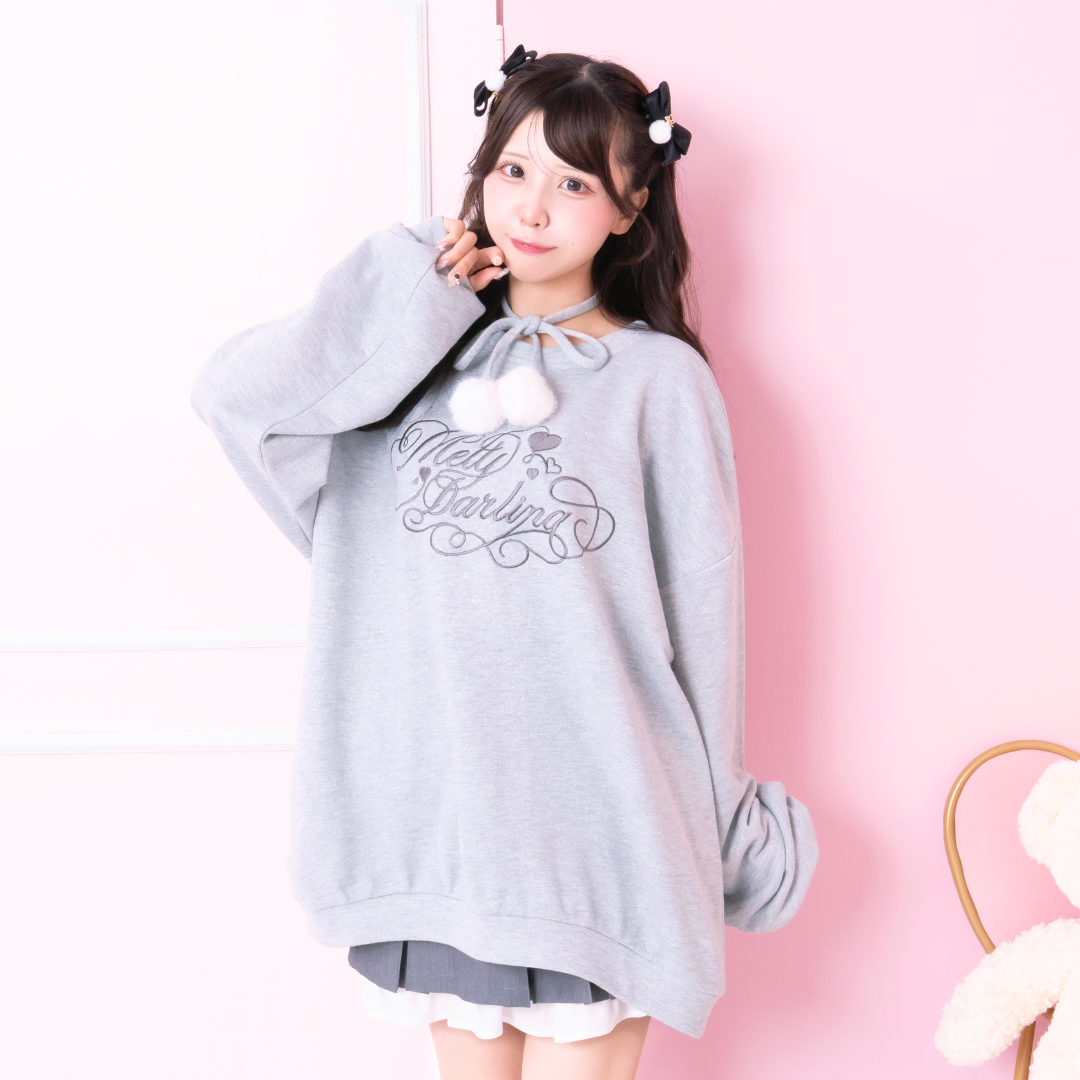 《LAFARY closet》ポンポンロゴプルオーバー
