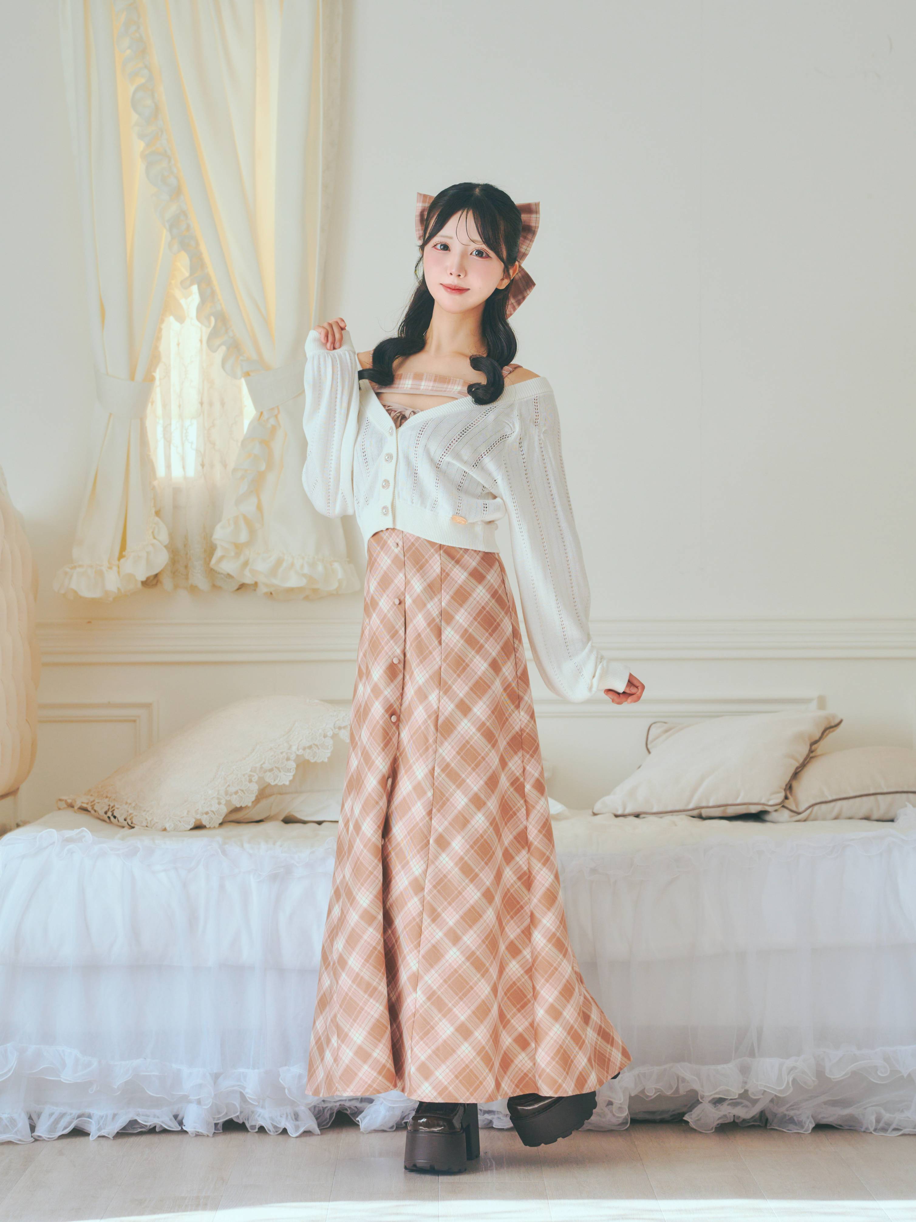 《LAFARY》ロゴプレート付きカーディガン