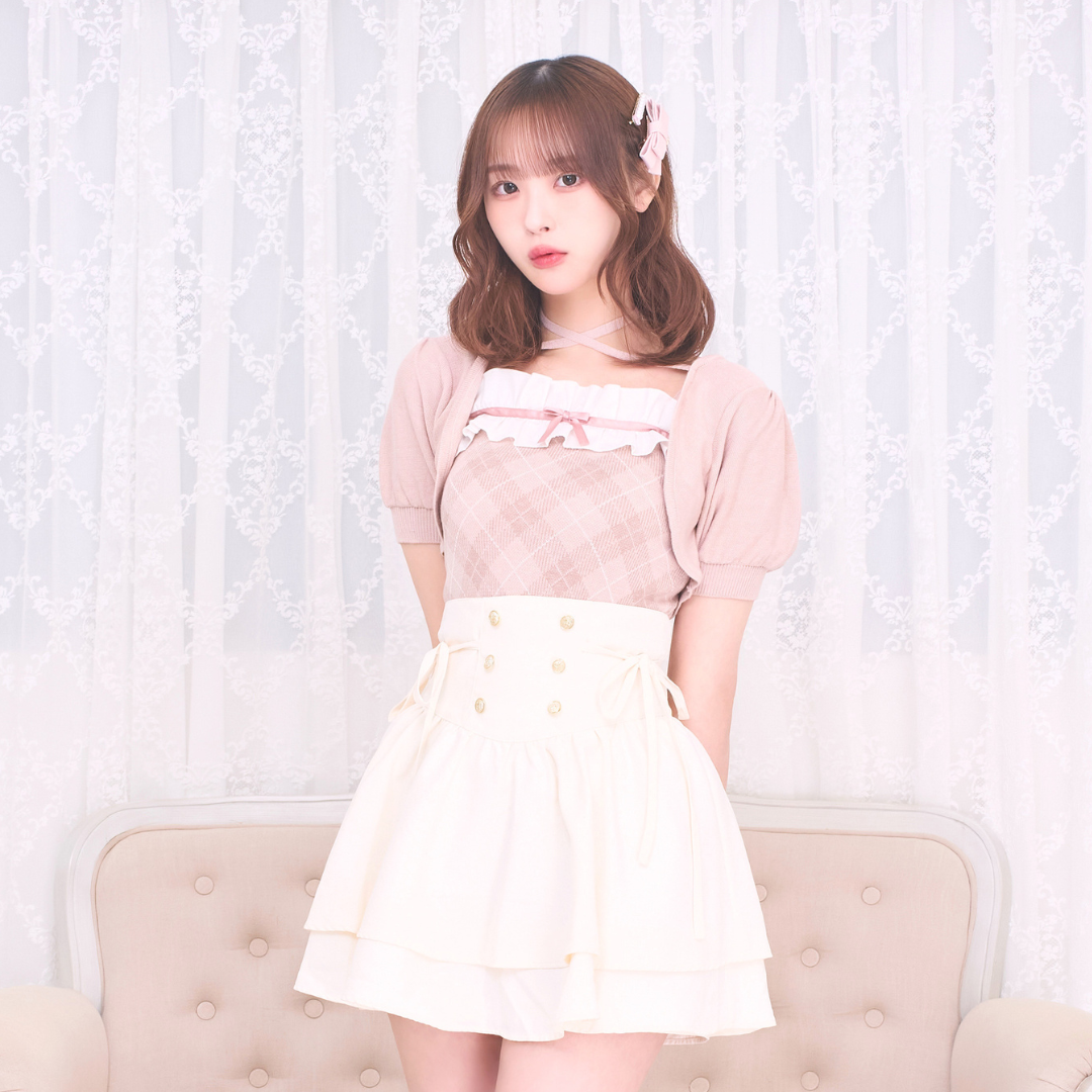 ピンクベージュ:161cm