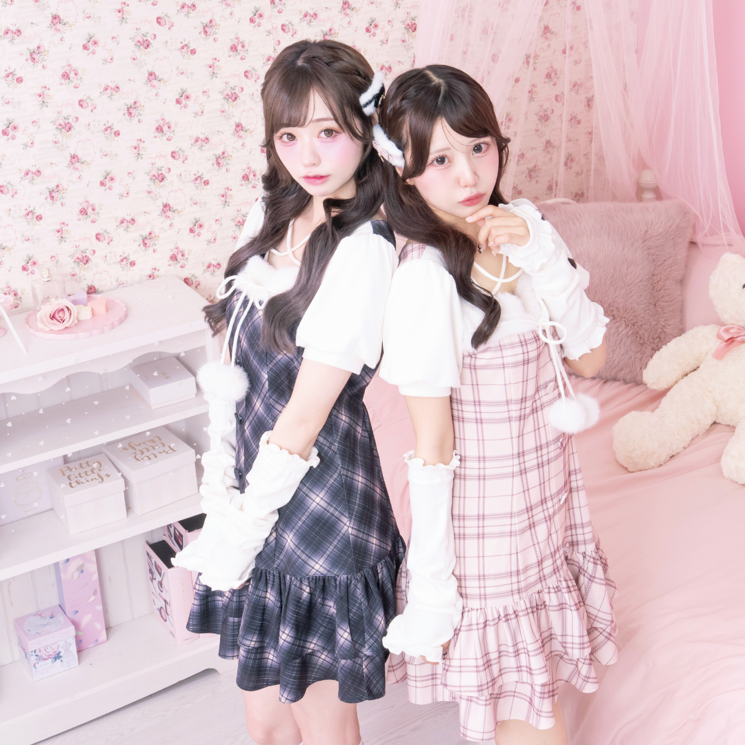 《LAFARY closet》ポンポンティアードワンピース