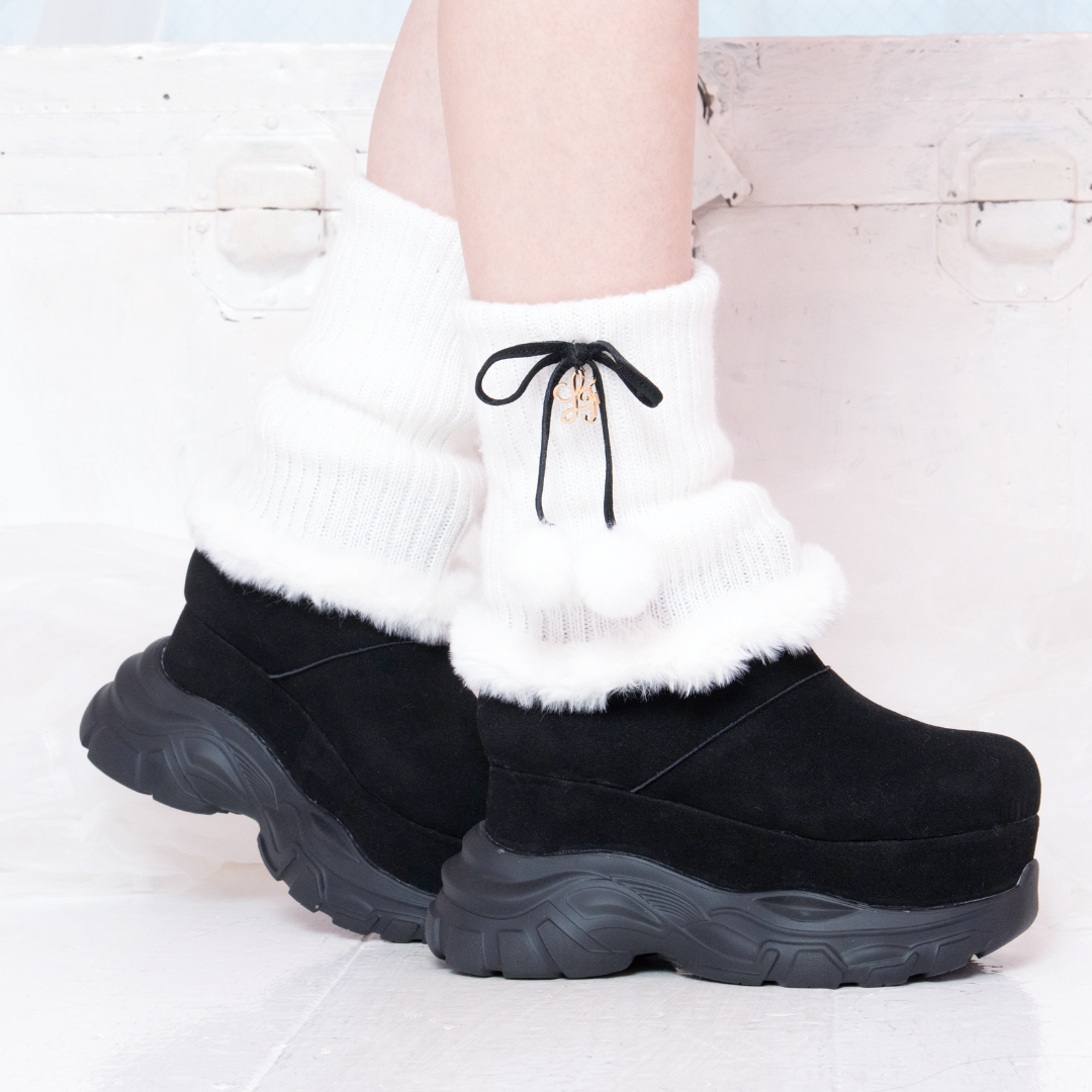 《LAFARY closet》ルーズニット厚底ブーツ