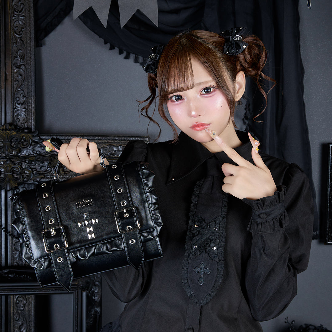 《mine》スタッズクロスフリルバッグ