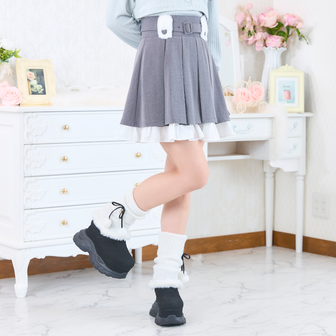 《LAFARY closet》ファーベルトループプリーツスカパン