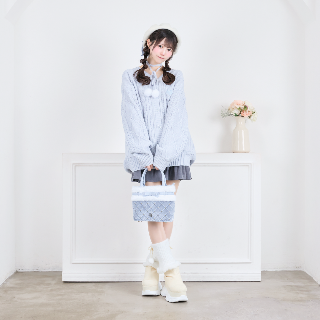 《LAFARY closet》ルーズニット厚底ブーツ
