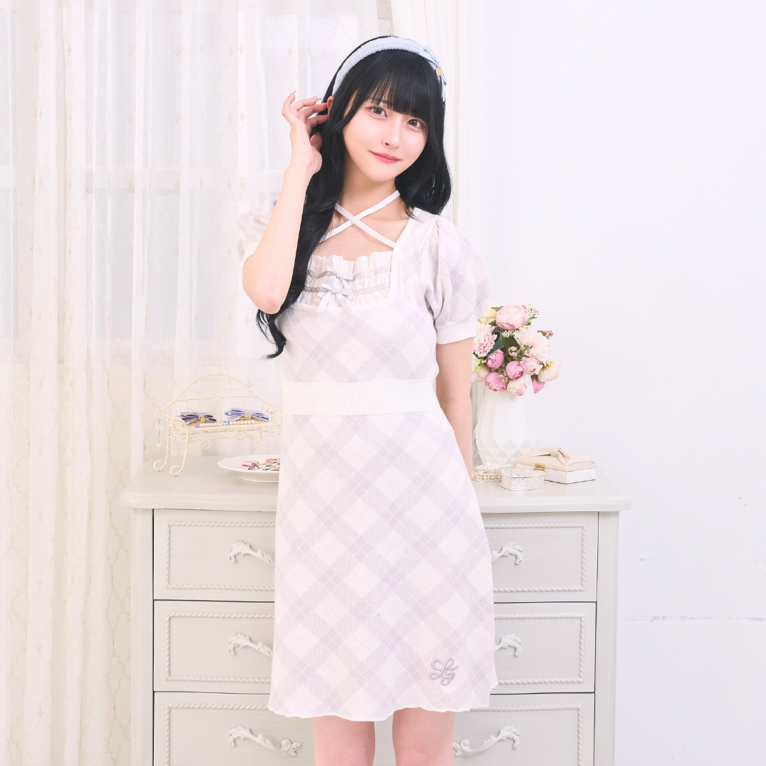 ホワイト:159cm