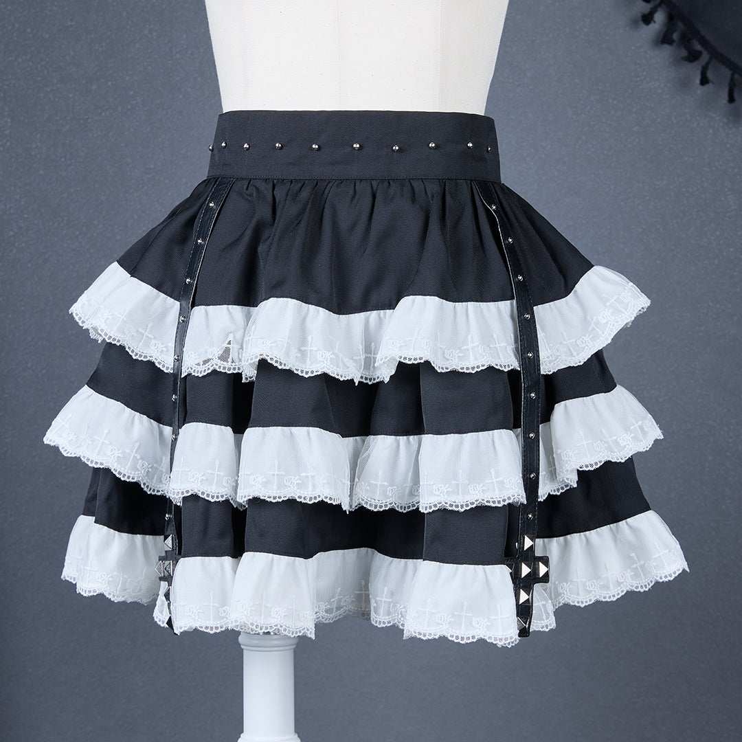 《mine》スタッズクロスハーネススカート
