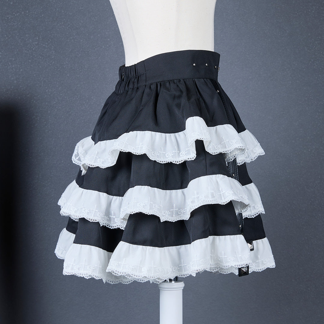 《mine》スタッズクロスハーネススカート