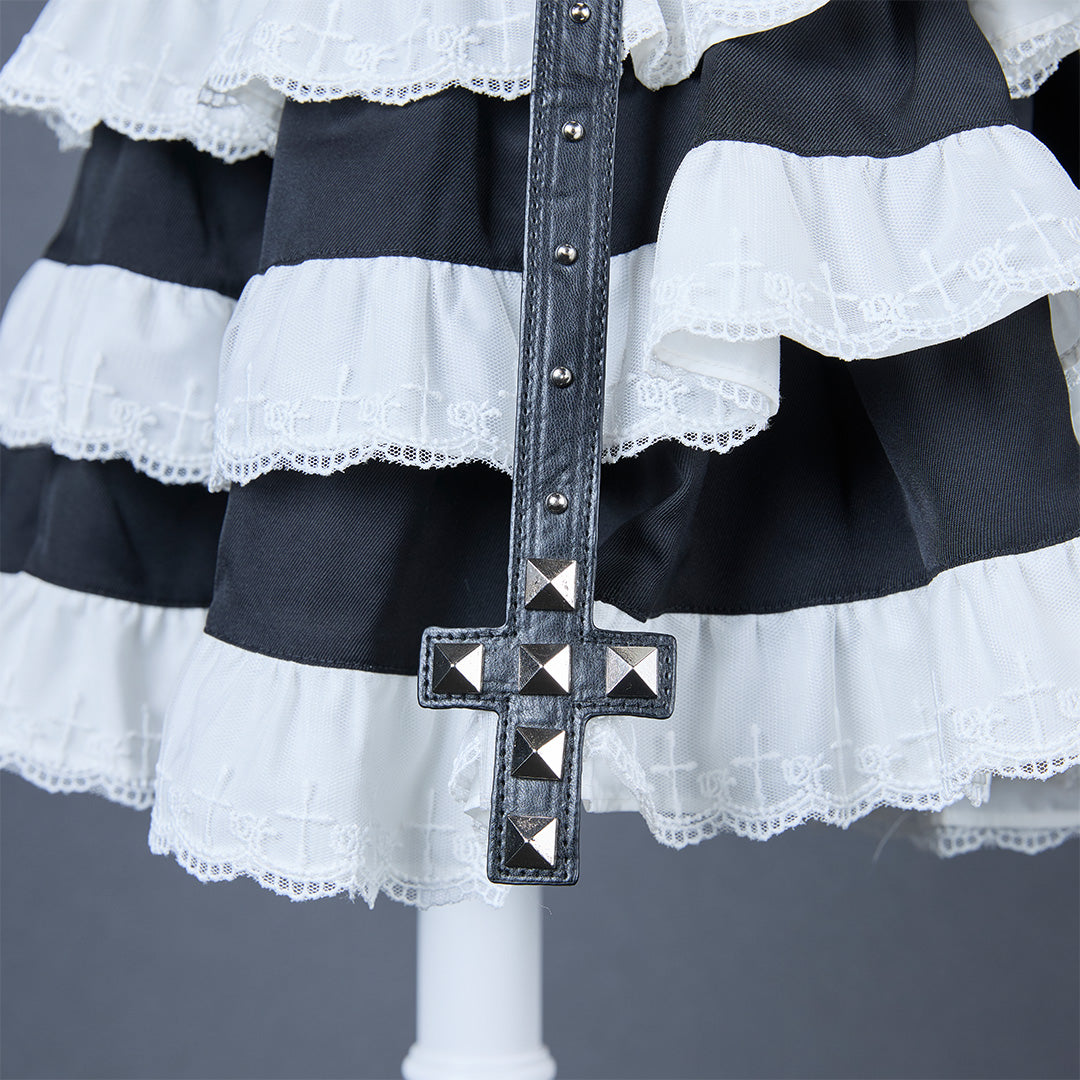 《mine》スタッズクロスハーネススカート