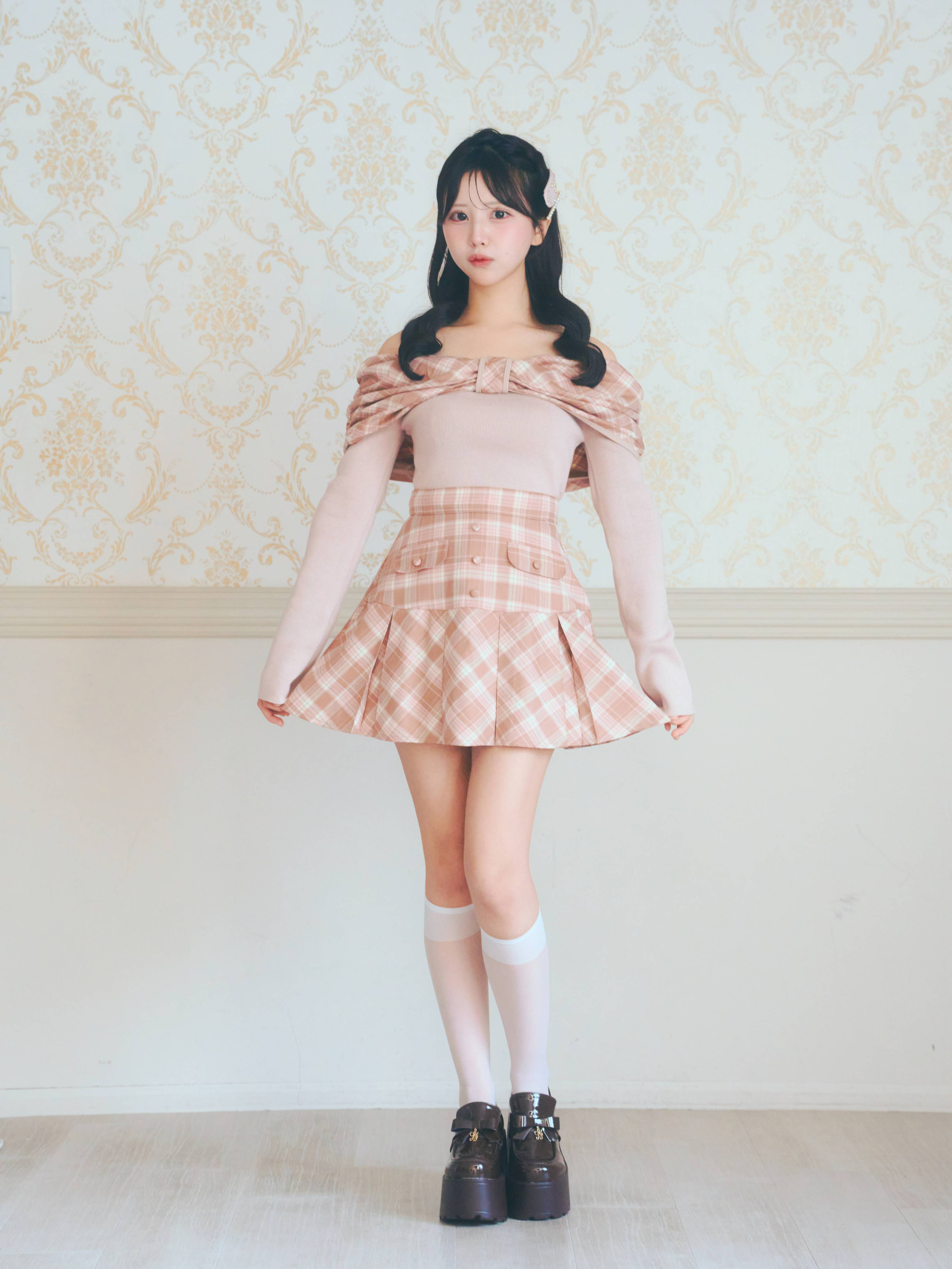 《LAFARY》フラップチェックプリーツスカート