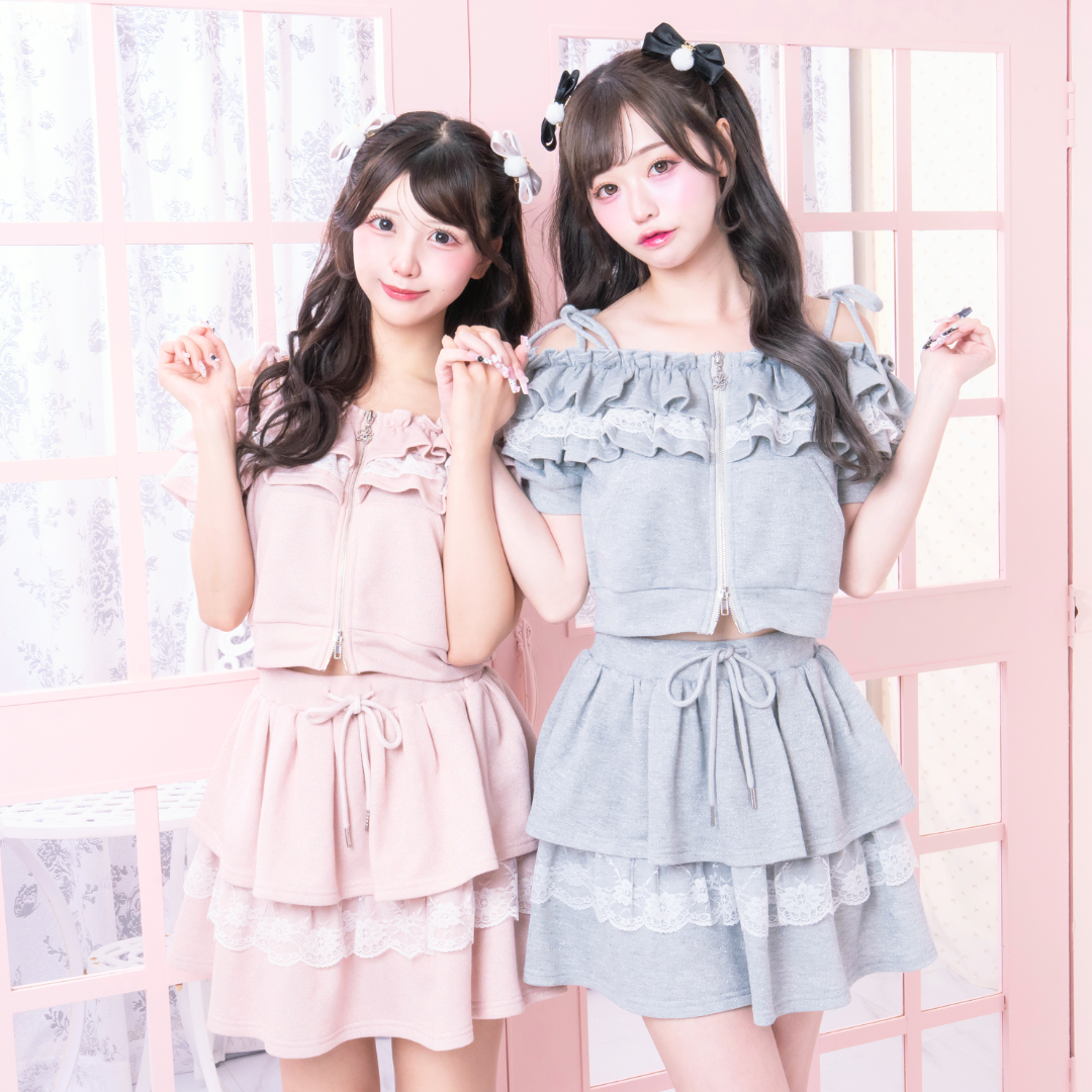 《LAFARY closet》オフショルスウェットセットアップ