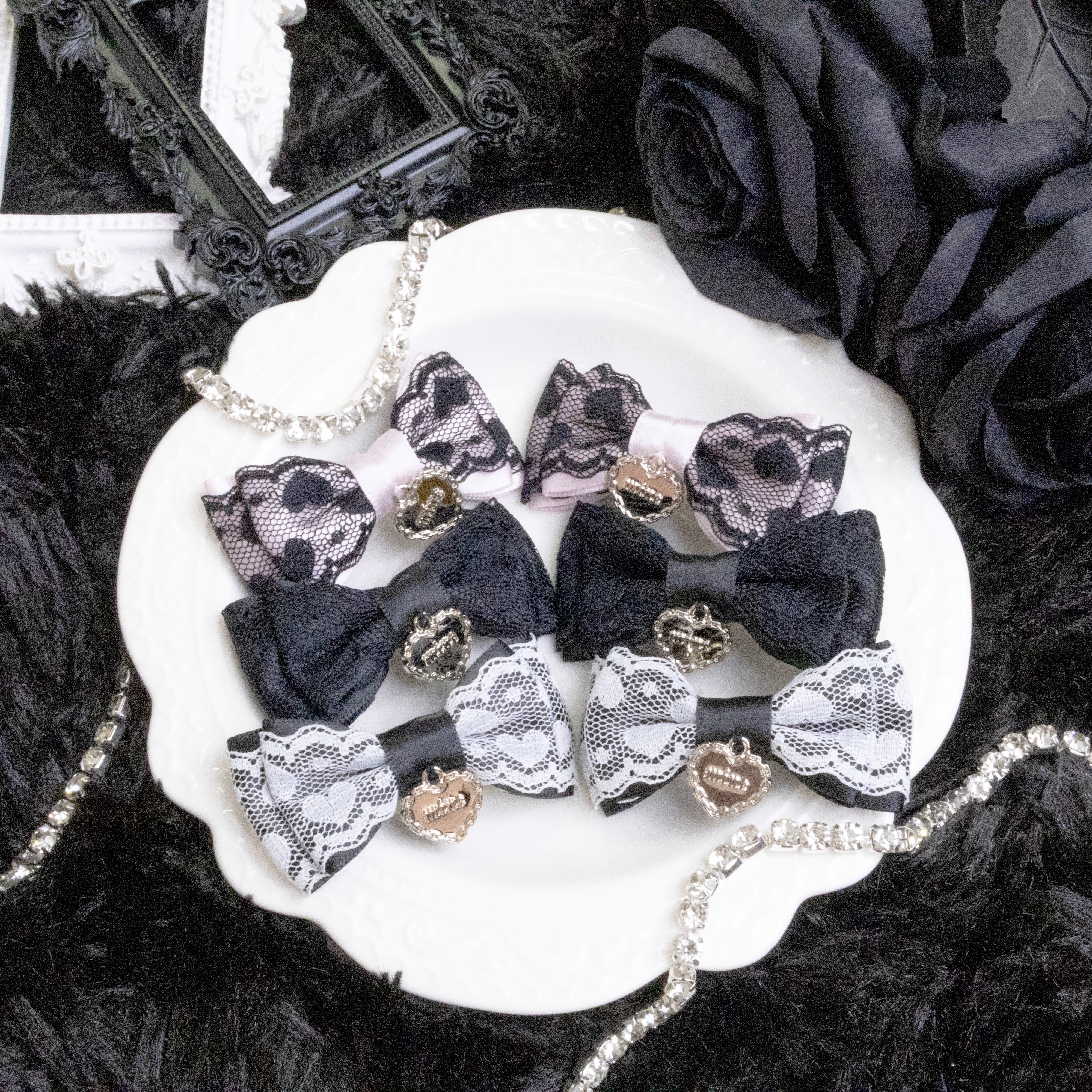 《mine》ハートレースリボン