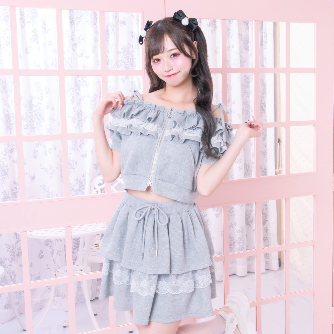 《LAFARY closet》オフショルスウェットセットアップ