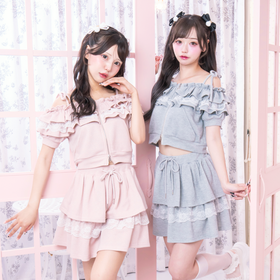 《LAFARY closet》オフショルスウェットセットアップ
