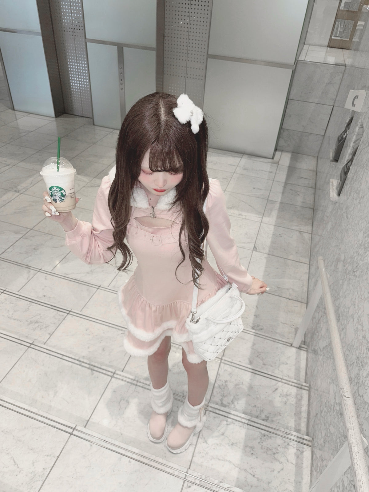 《LAFARY closet》ボアティアードパーカーワンピ