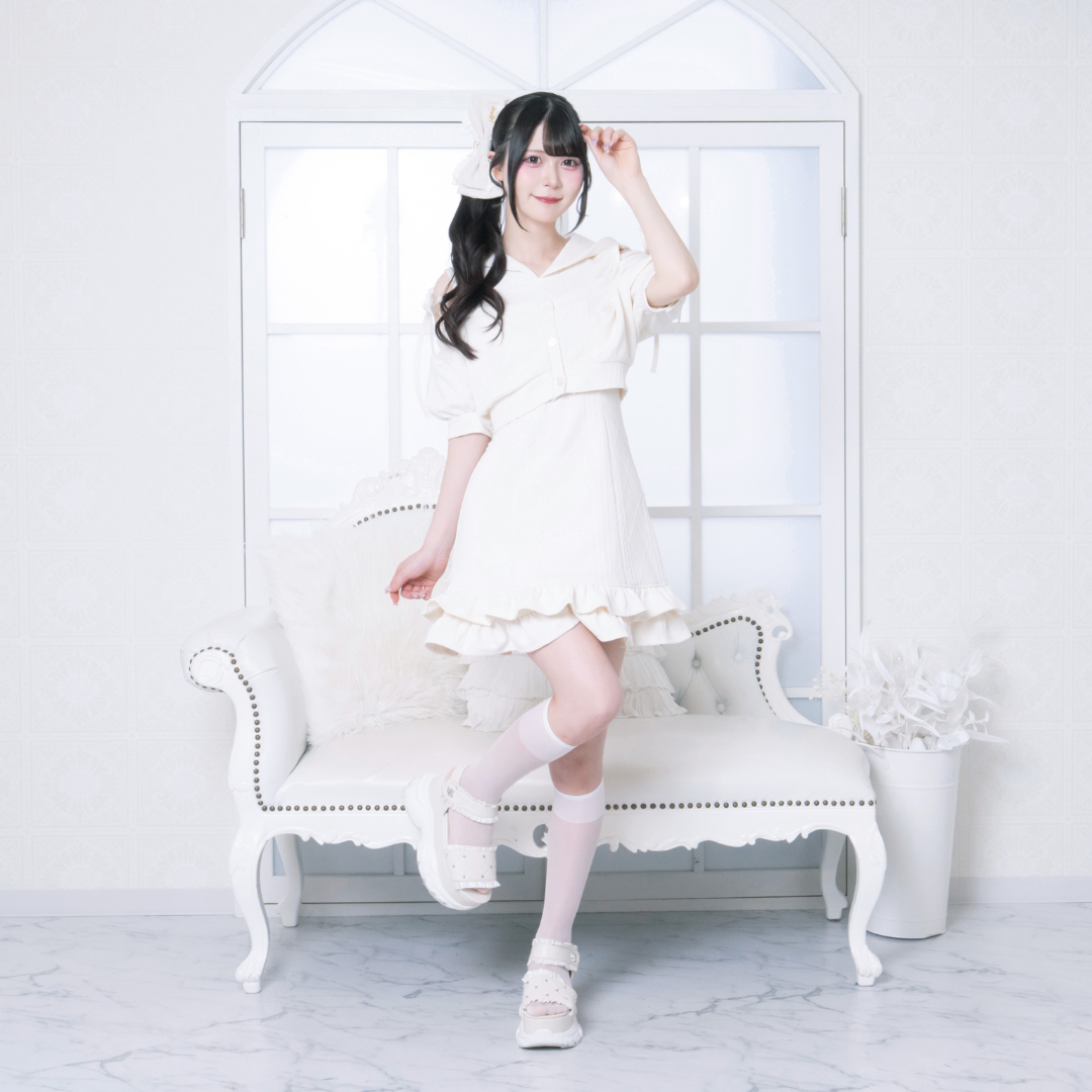 《LAFARY closet》エンブレムロゴパーカーワンピ