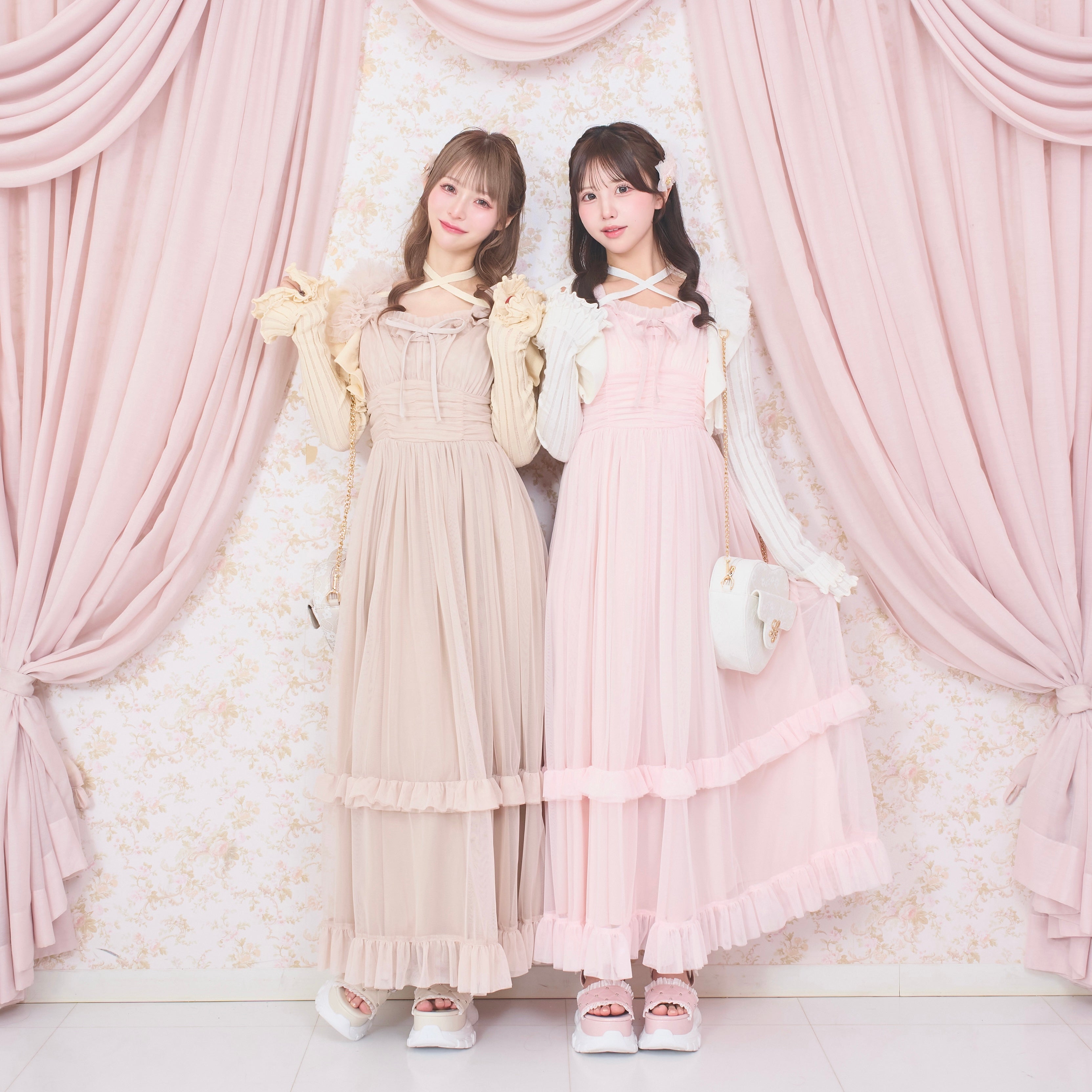 ベージュ:156cm/ピンク:154cm