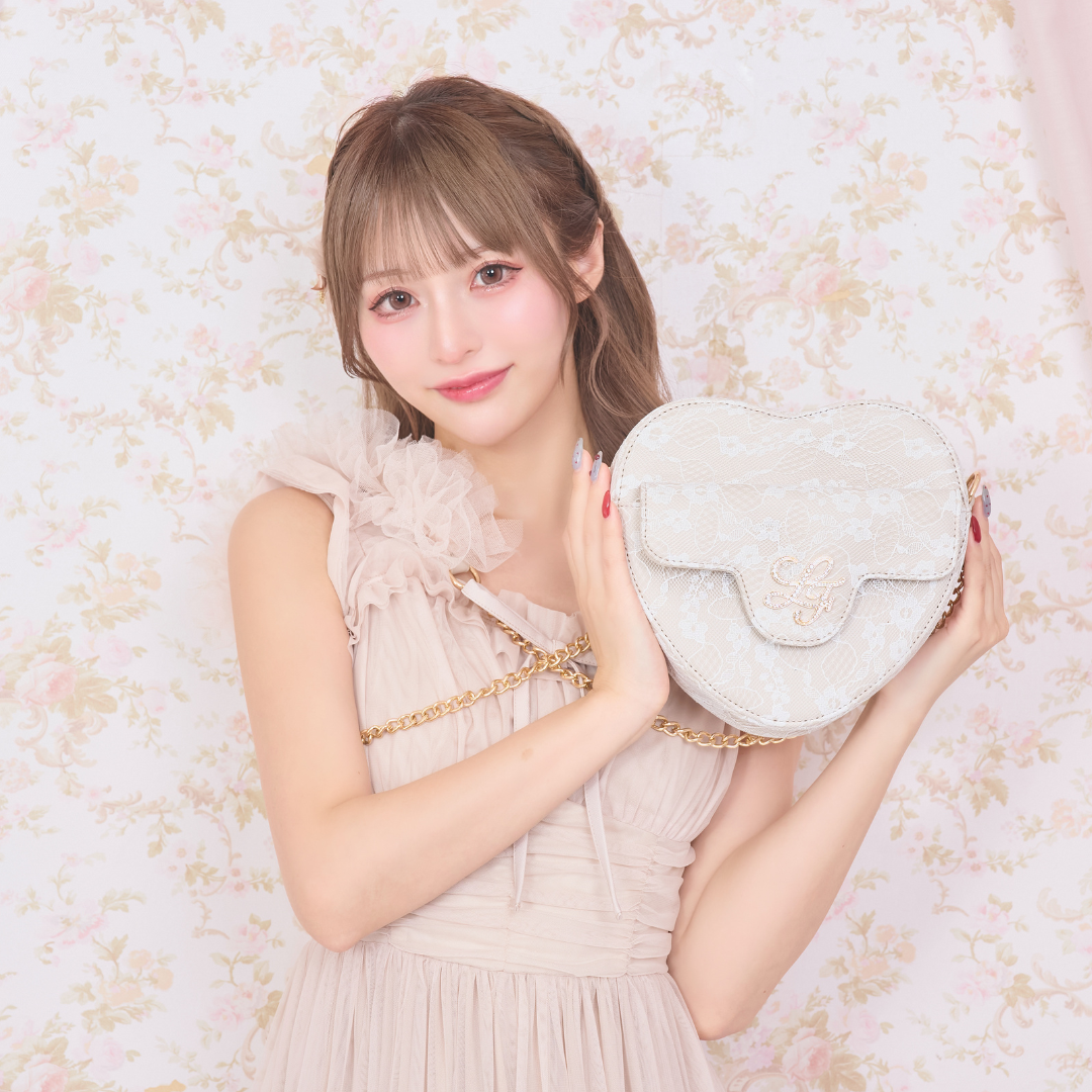 《LAFARY closet》チュールレースハートバッグ