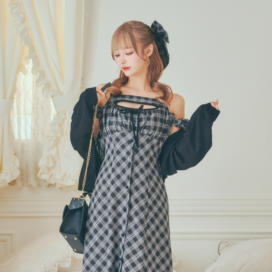 《LAFARY》ロゴプレート付きカーディガン