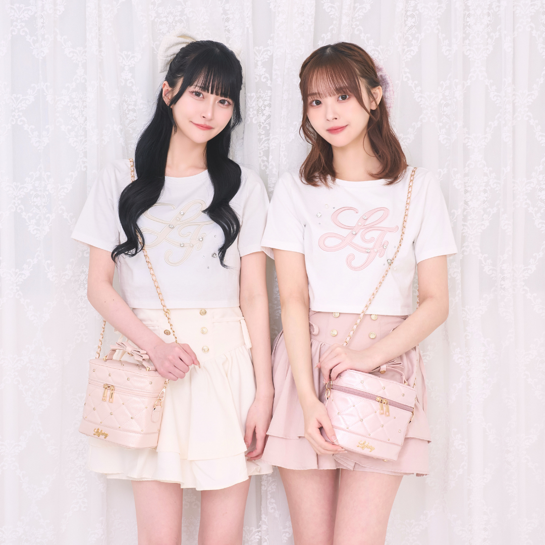 ホワイト:159cm/ピンク:161cm
