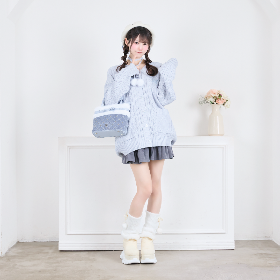 《LAFARY closet》ルーズニット厚底ブーツ