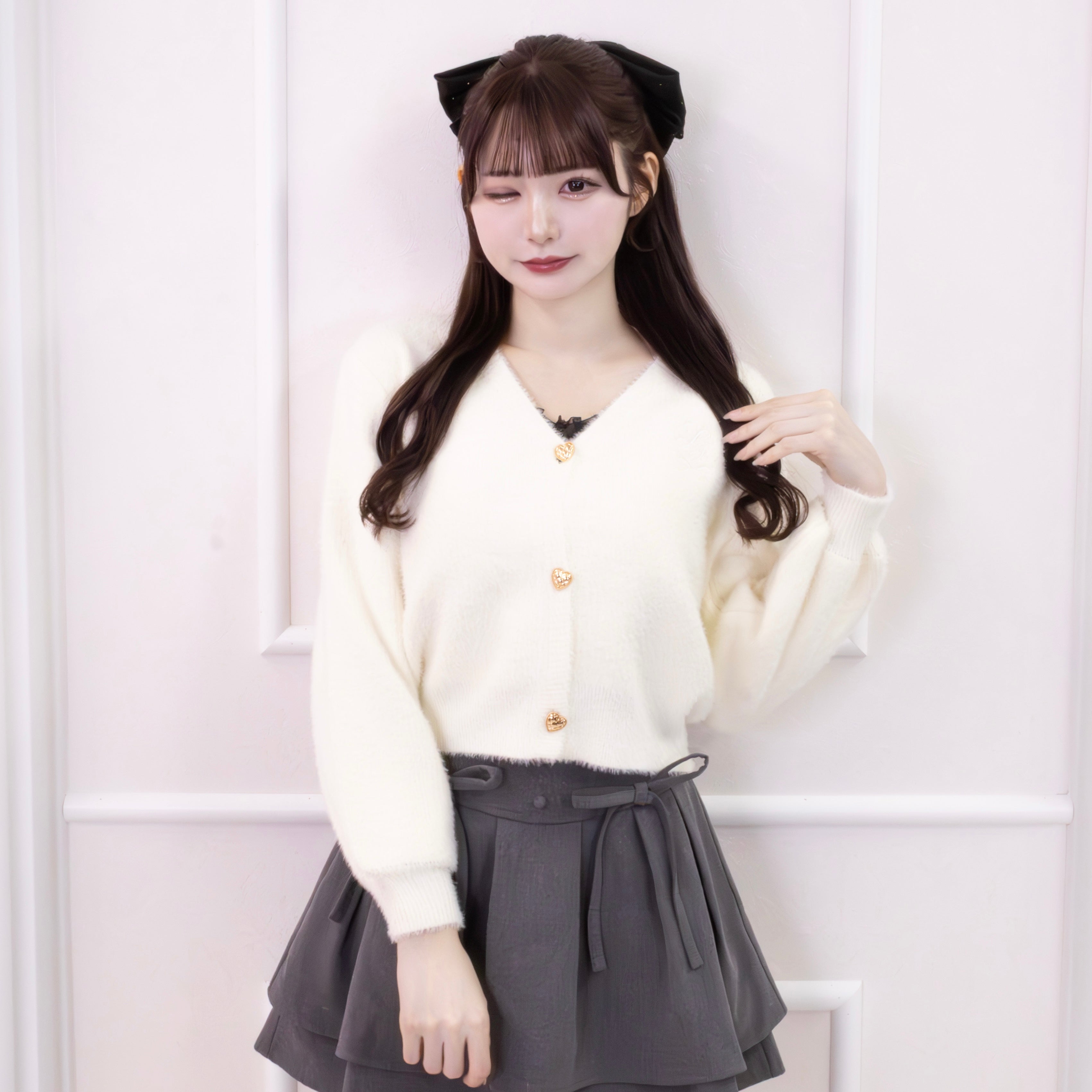 《LAFARY》ロゴ刺繍カーディガン