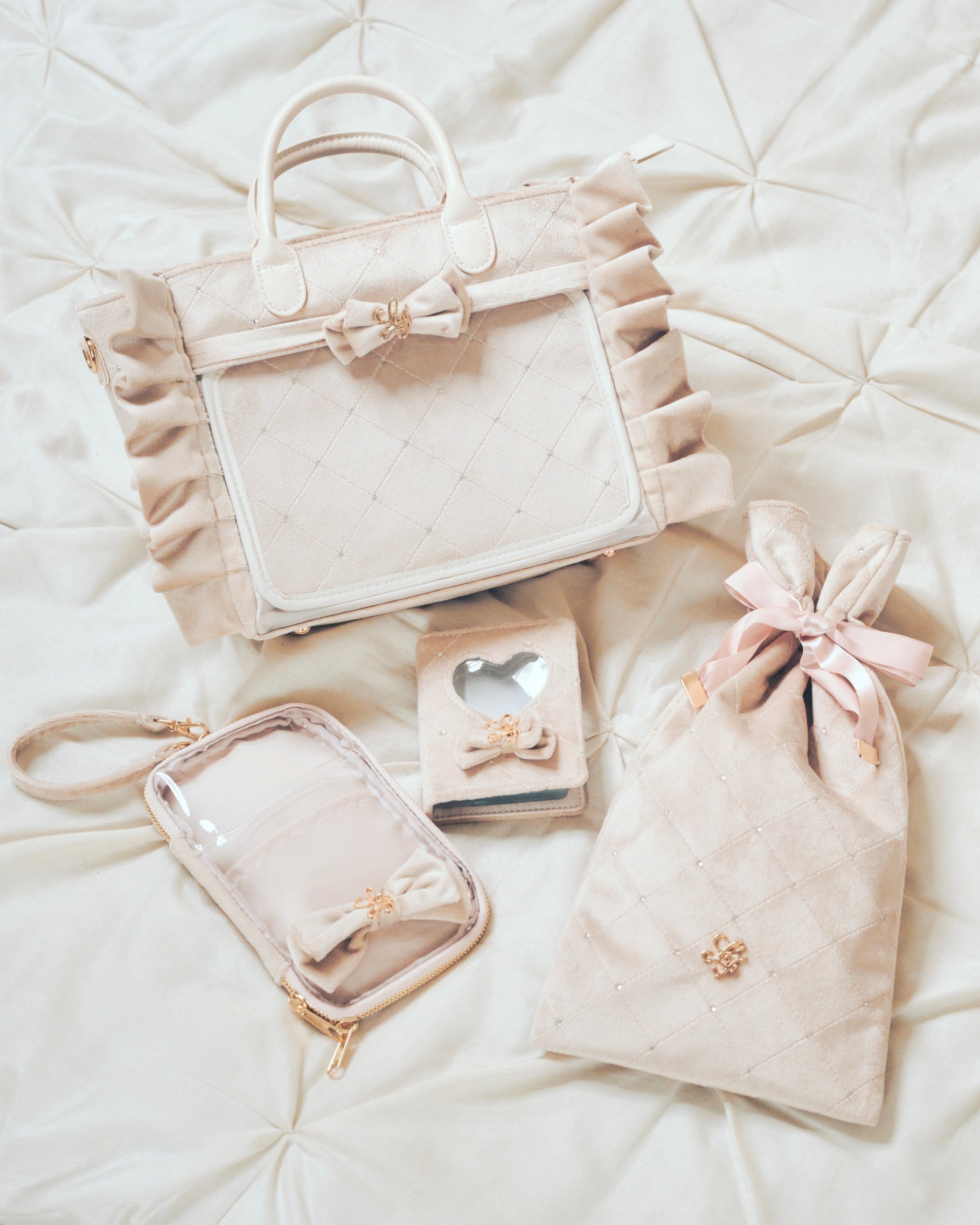 《LAFARY》ベルベットコレクトブック