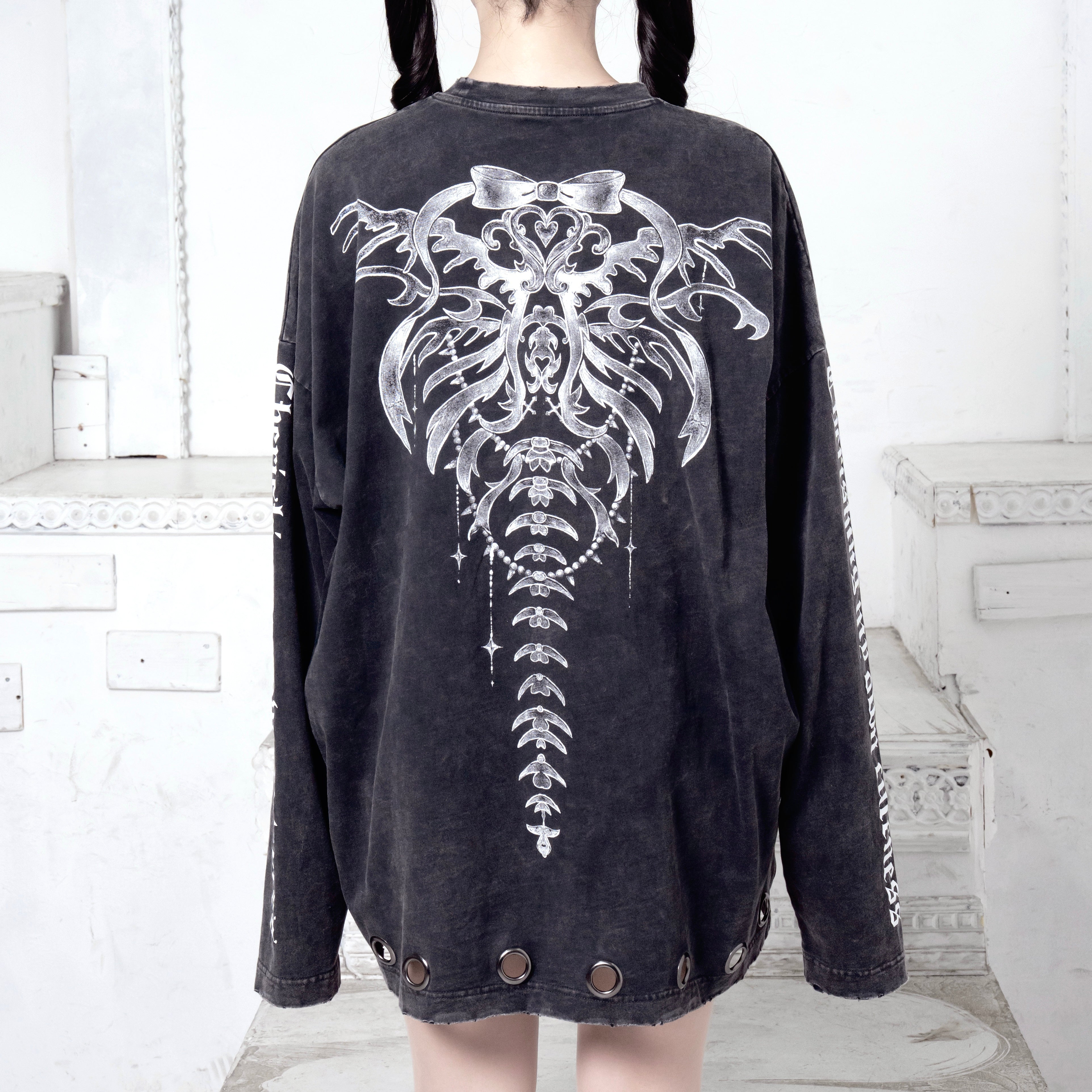 《mine》ハトメロングTシャツ