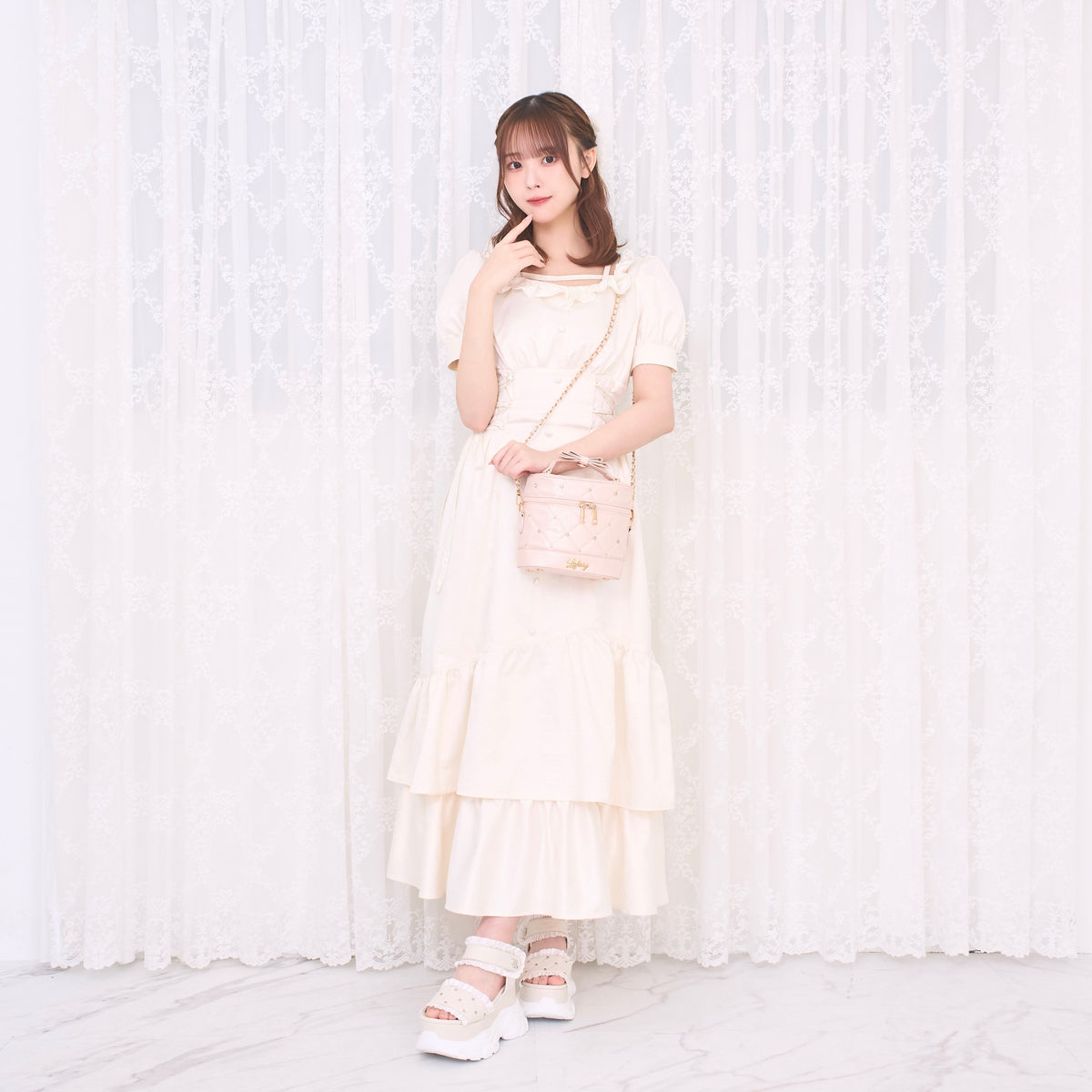 《LAFARY closet》ビジューキルティングバニティバッグ