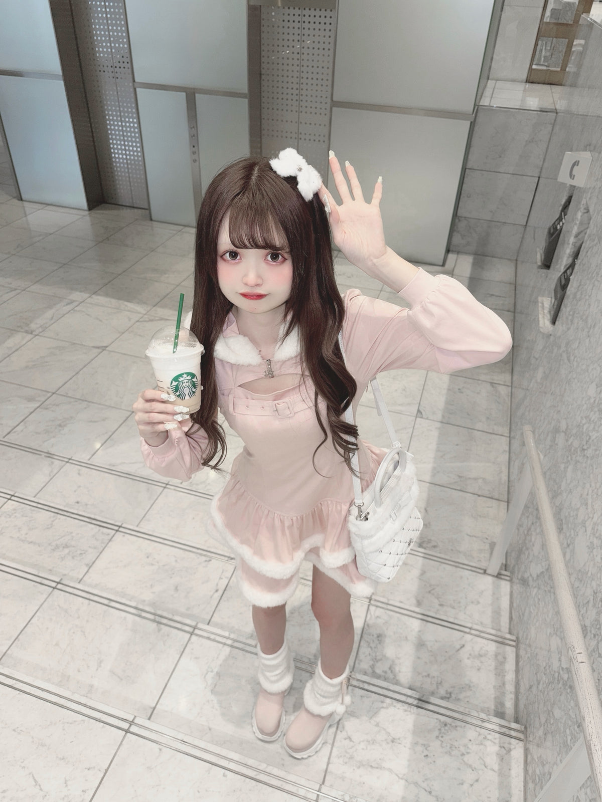 《LAFARY closet》ボアティアードパーカーワンピ
