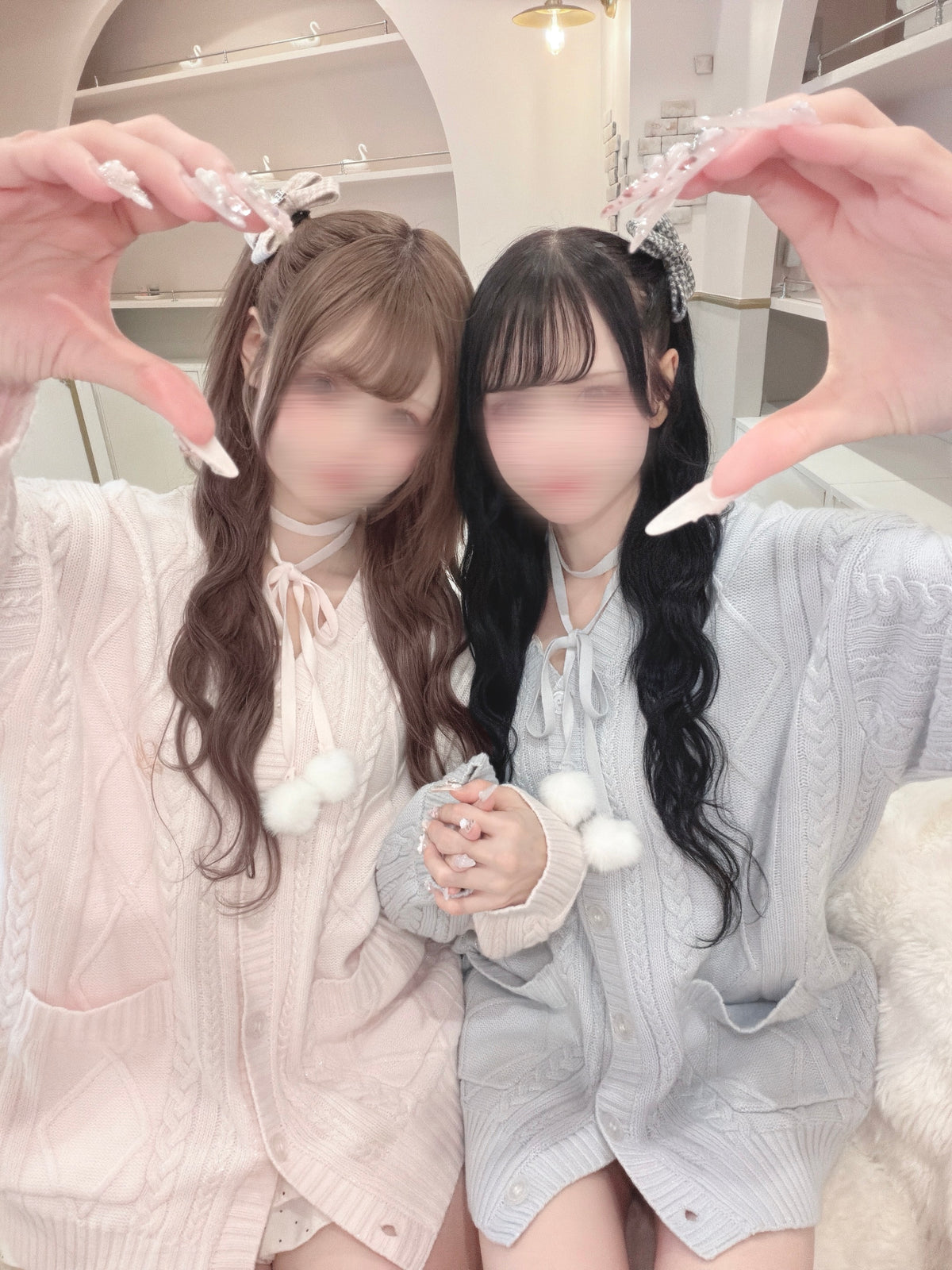 《LAFARY closet》ポンポンラメカーディガン