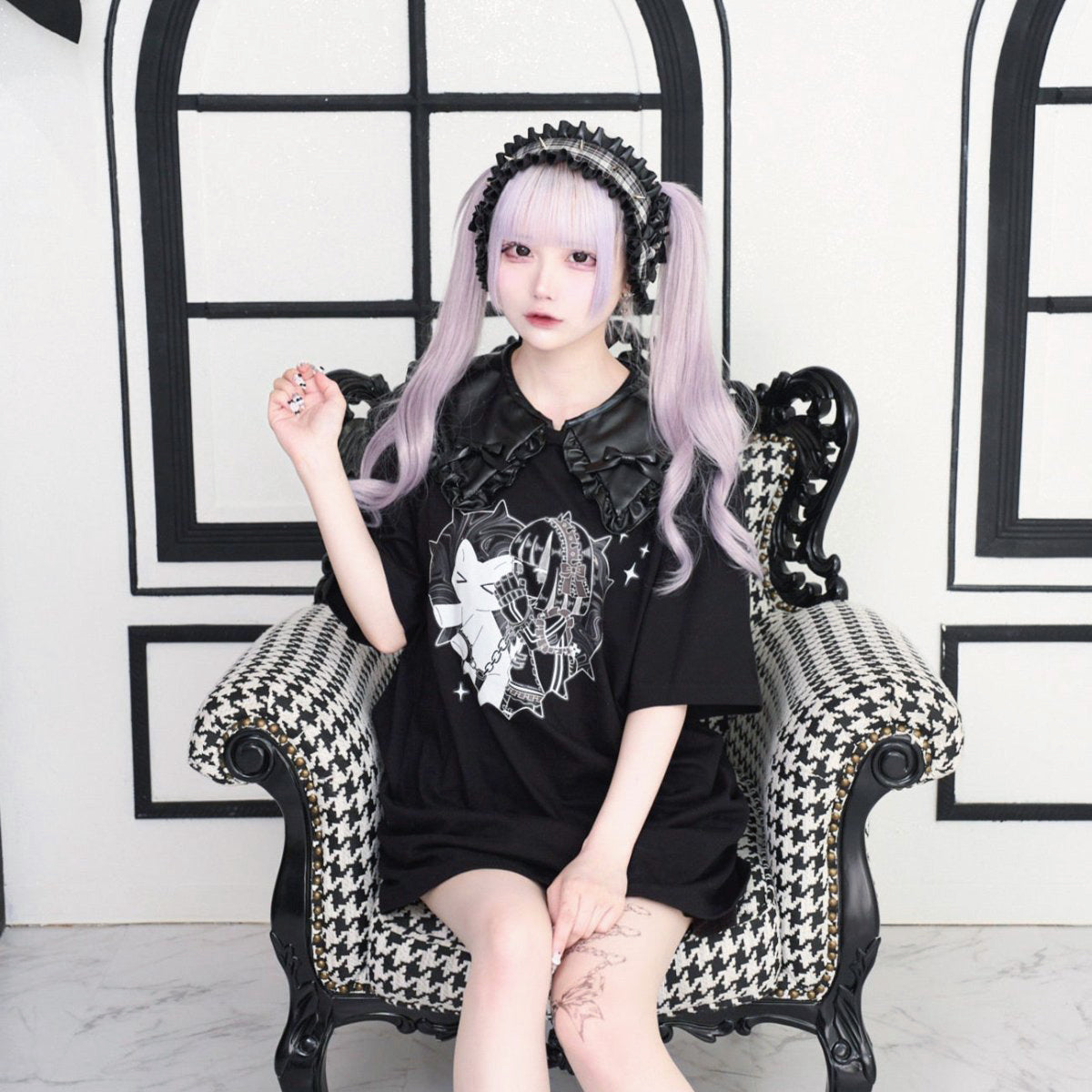 《mine》ないしょばなしTシャツ