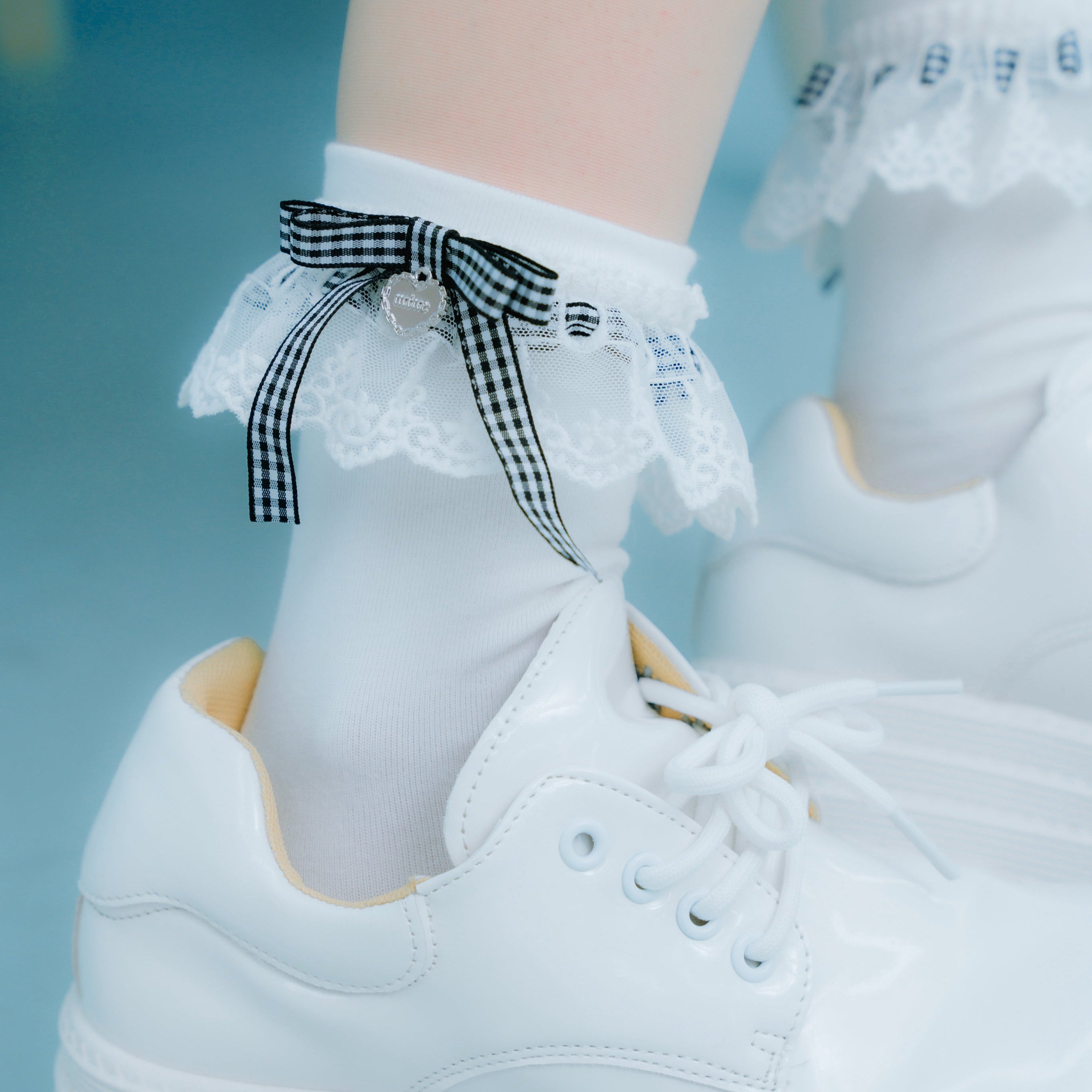 《mine》チェックチャーム付きソックス