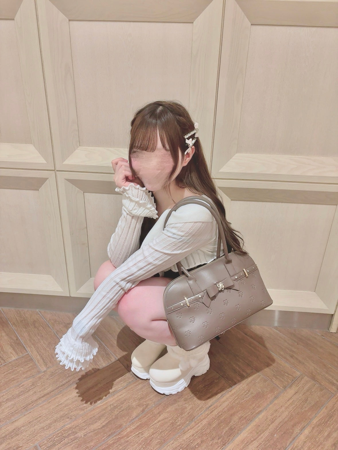 《LAFARY closet》ルーズニット厚底ブーツ