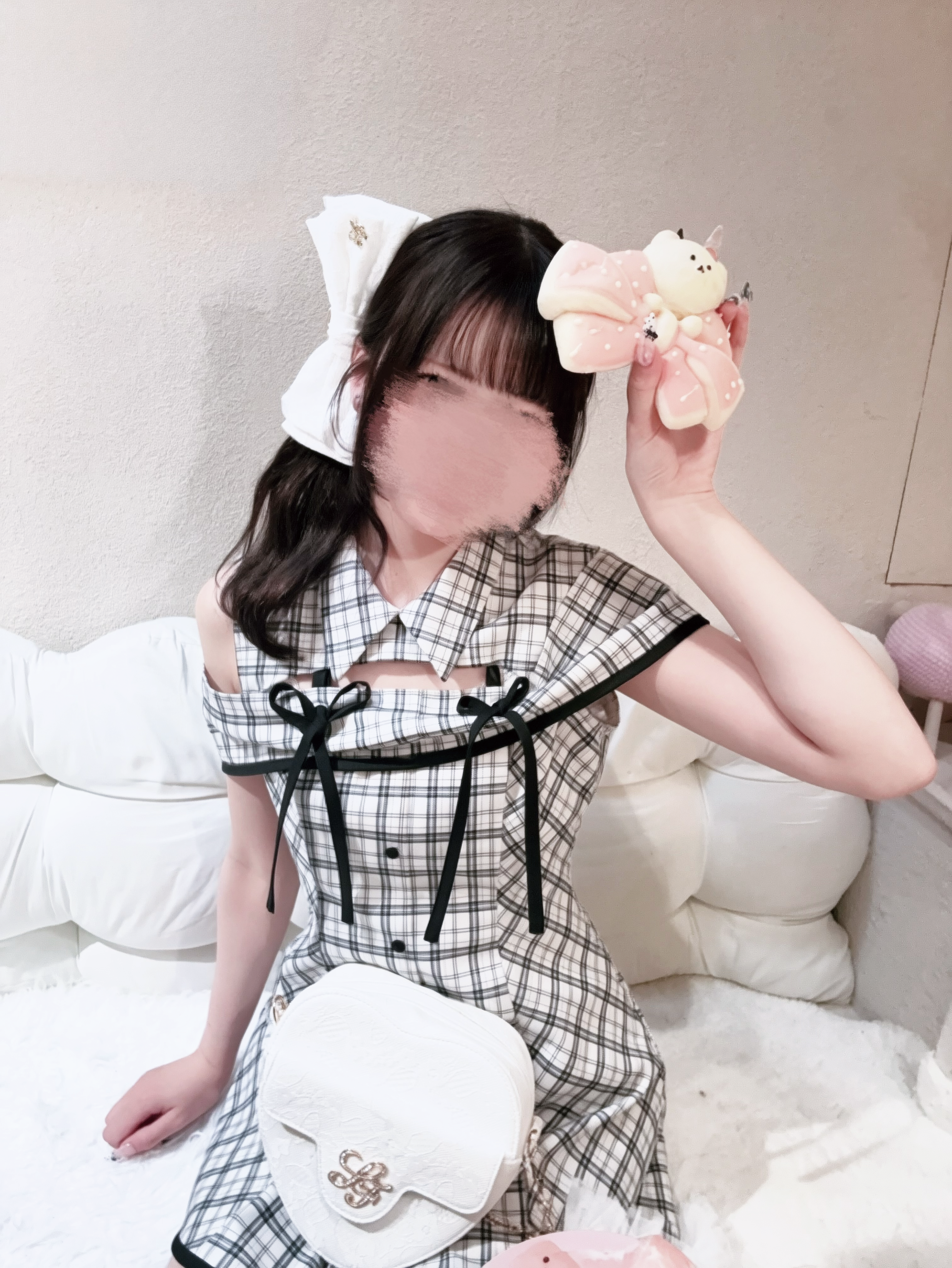 《LAFARY closet》デコルテ開きフレアワンピース