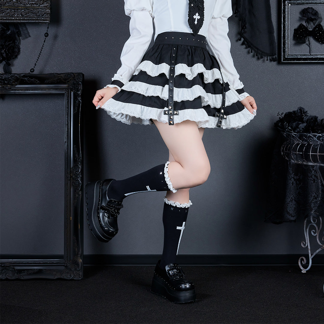 《mine》スタッズクロスハーネススカート