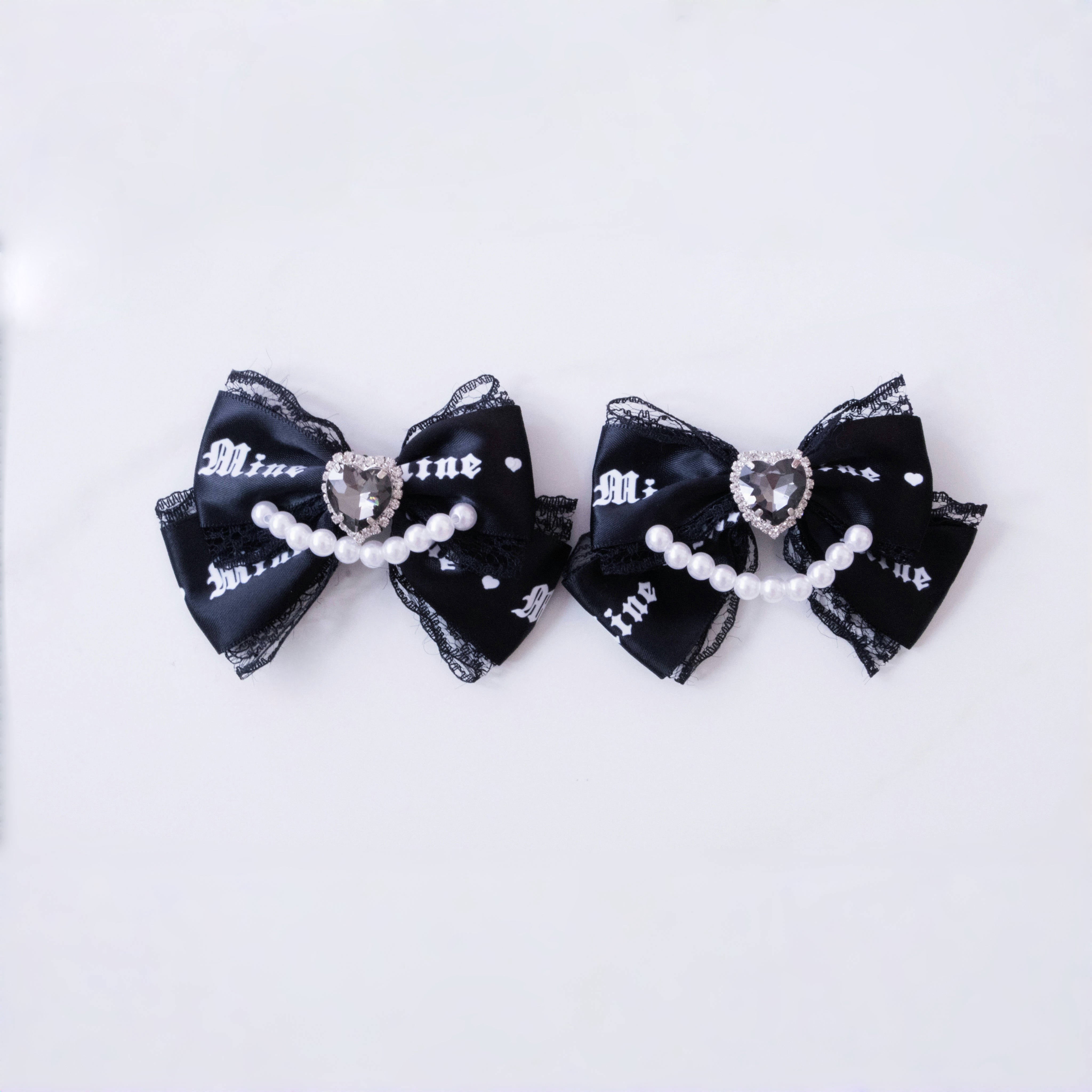 《mine》ロゴリボンクリップ