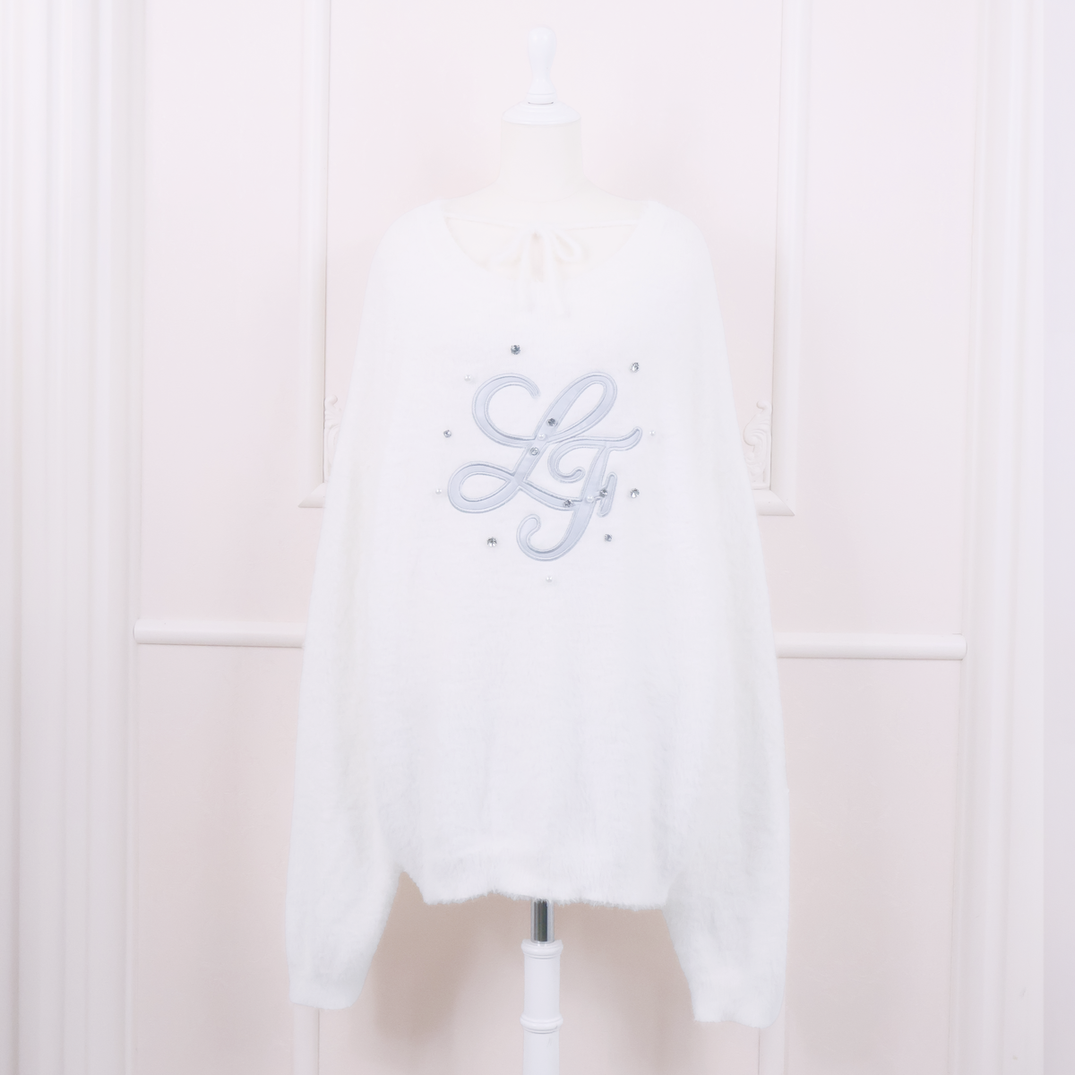 《LAFARY closet》合皮ロゴフェザープルオーバー