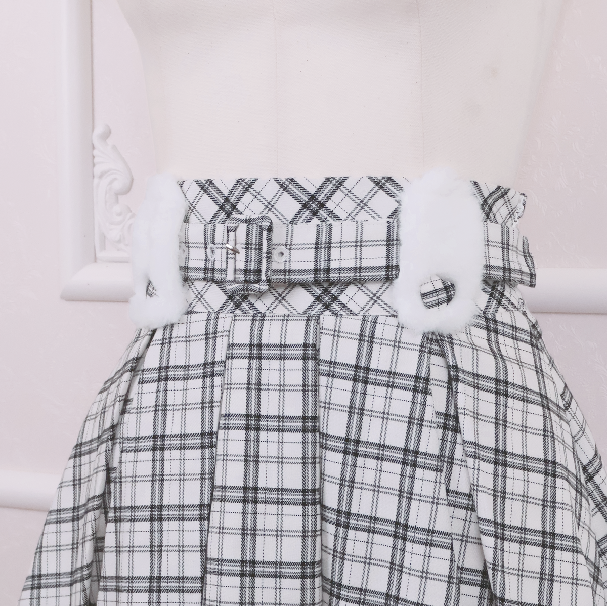 《LAFARY closet》ファーベルトループプリーツスカパン