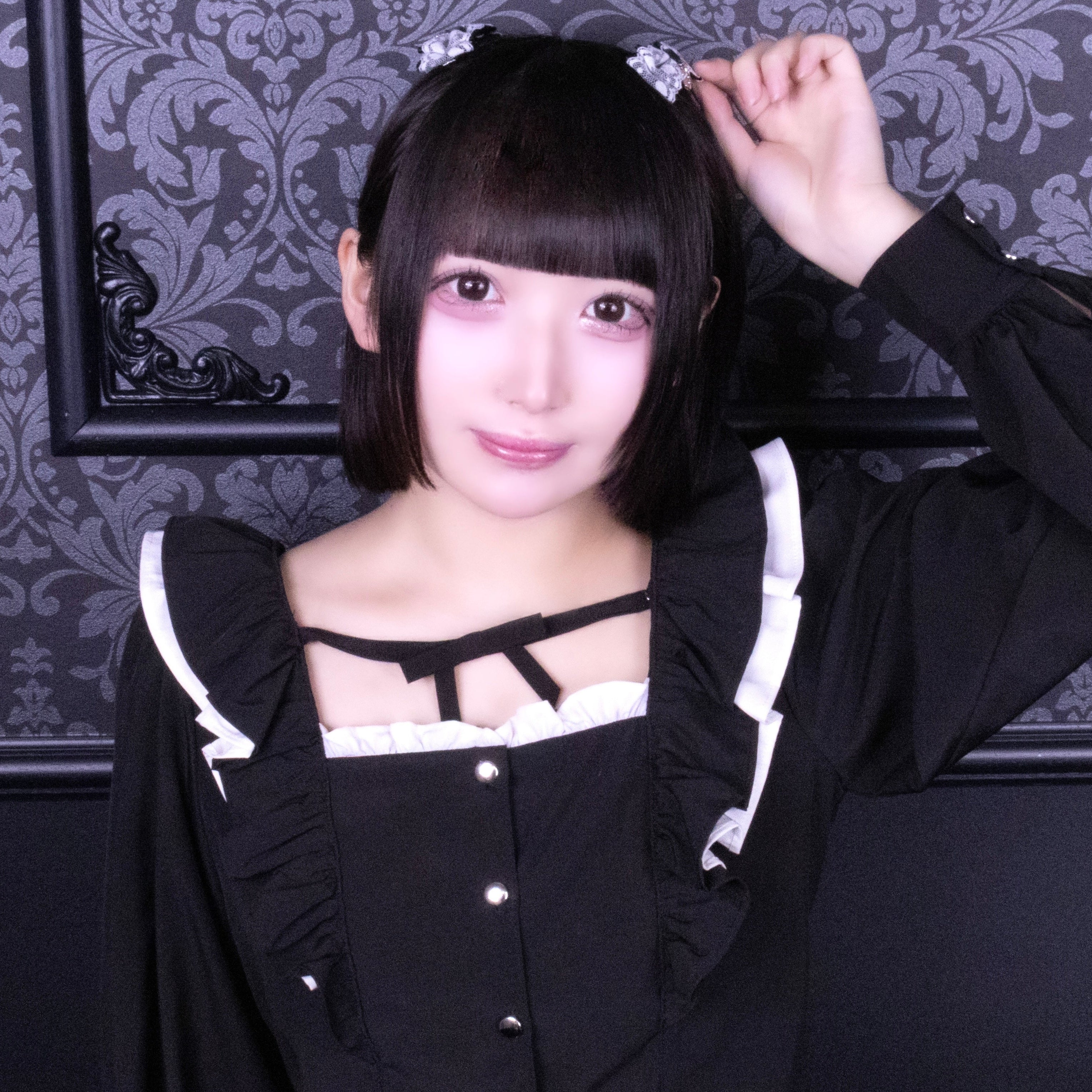 《mine》ハートレースリボン