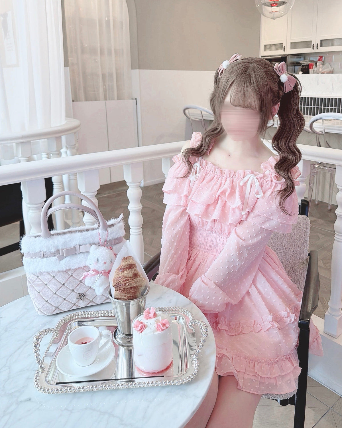 《LAFARY closet》フリルオフショルワンピ