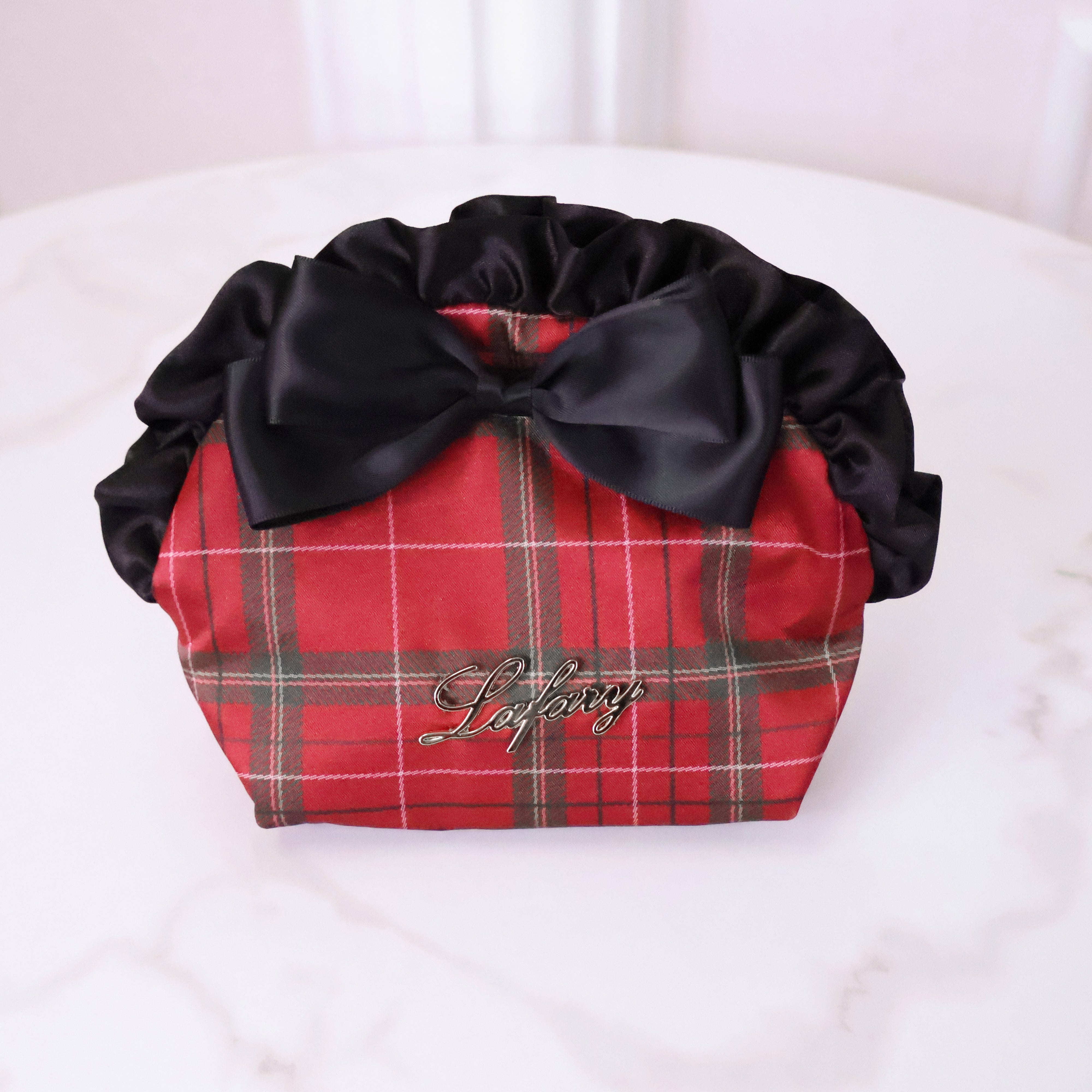 《LAFARY》リボンフリルポーチ