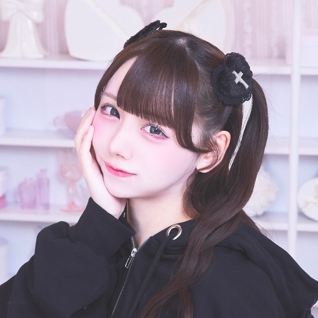 《mine》ハートファーヘアクリップ