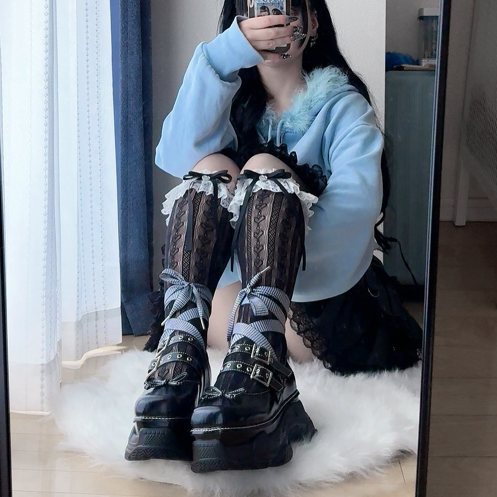 《mine》チャーム付きリボンハートソックス